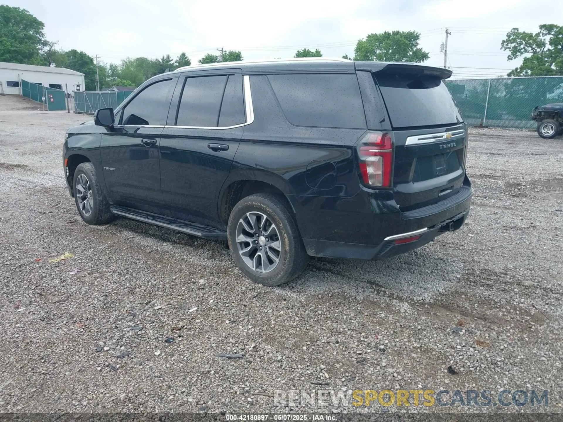 3 Photograph of a damaged car 1GNSKNKD6PR497553 CHEVROLET TAHOE 2023