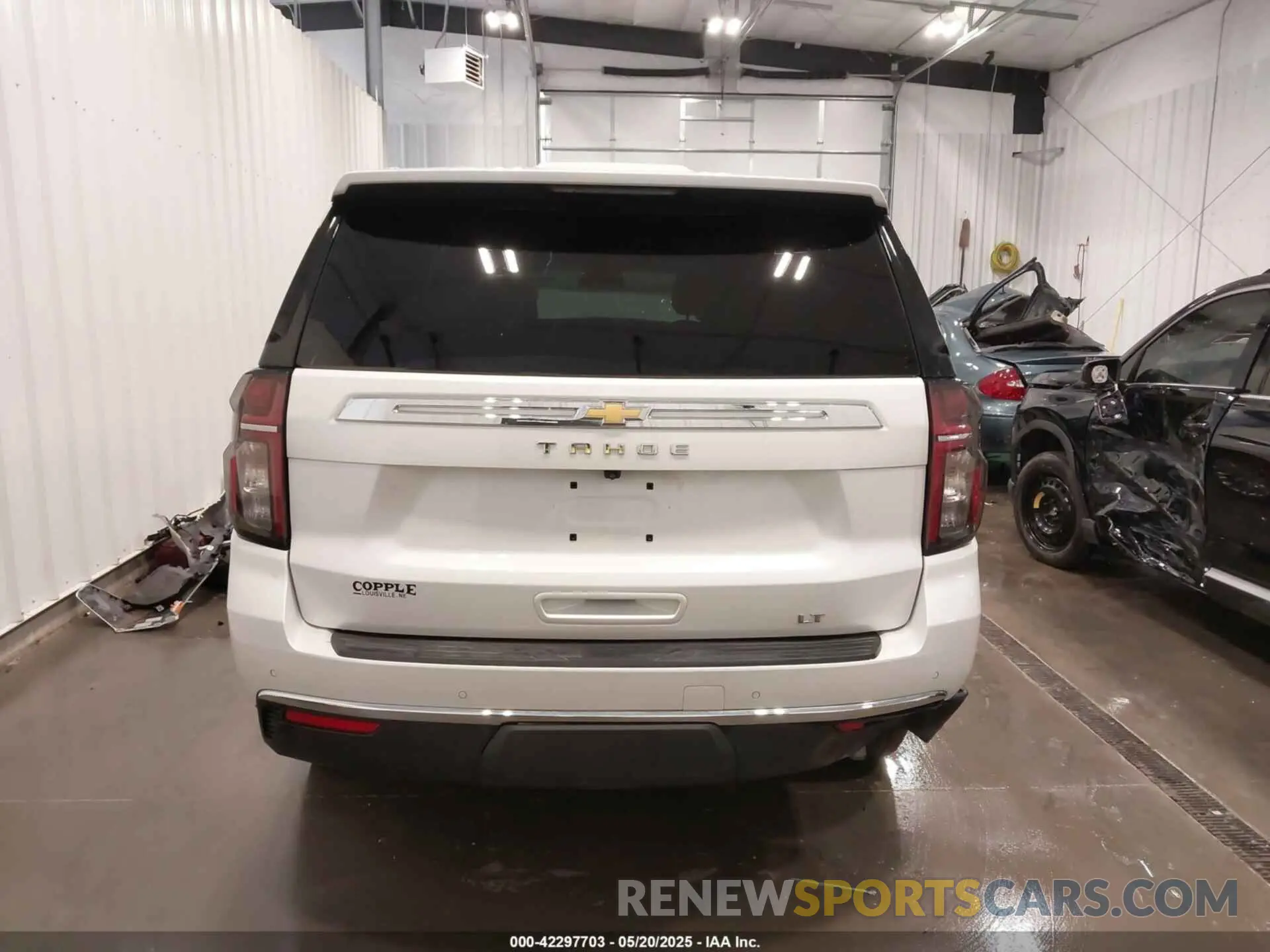 17 Photograph of a damaged car 1GNSKNKD6PR536612 CHEVROLET TAHOE 2023