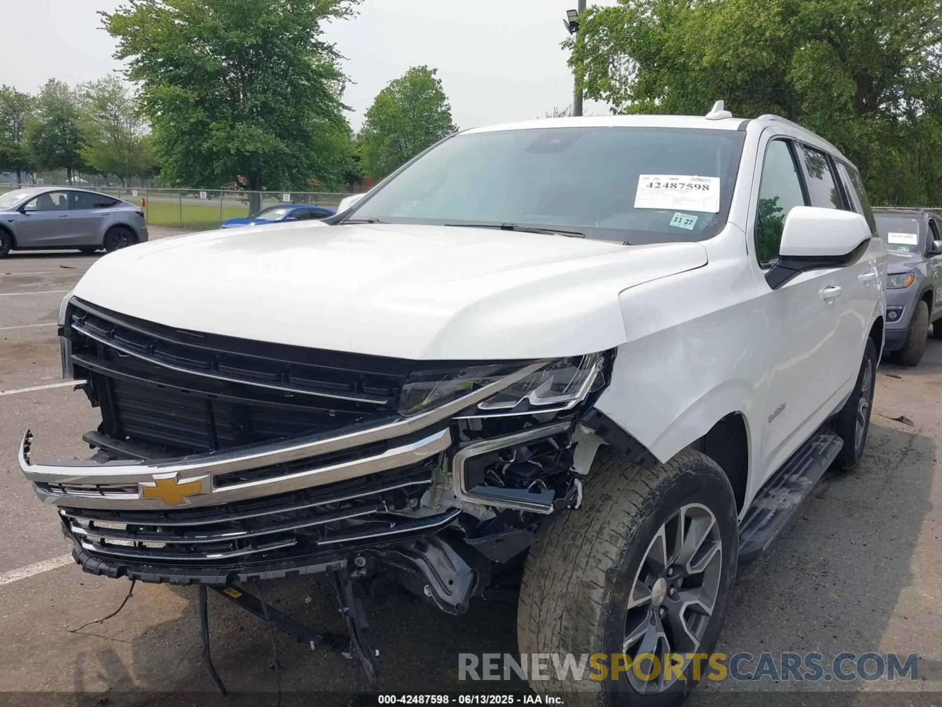 2 Photograph of a damaged car 1GNSKNKD7PR119905 CHEVROLET TAHOE 2023