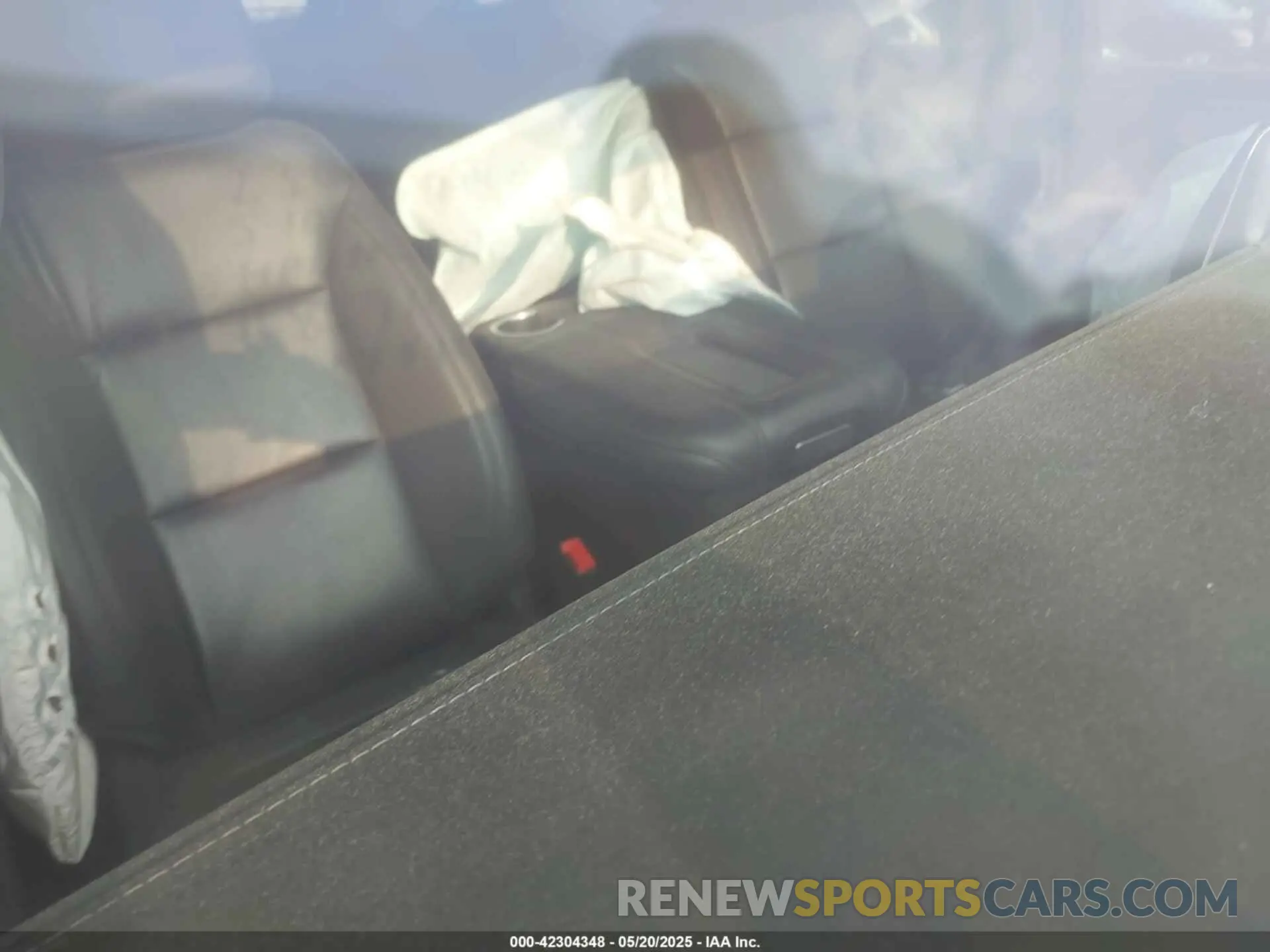 5 Photograph of a damaged car 1GNSKNKD7PR236450 CHEVROLET TAHOE 2023