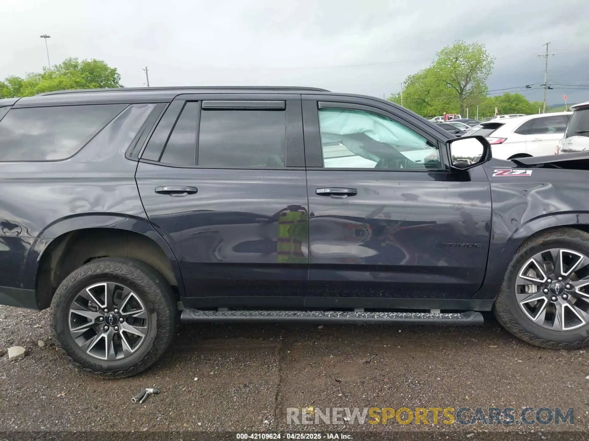13 Photograph of a damaged car 1GNSKPKD8PR238140 CHEVROLET TAHOE 2023