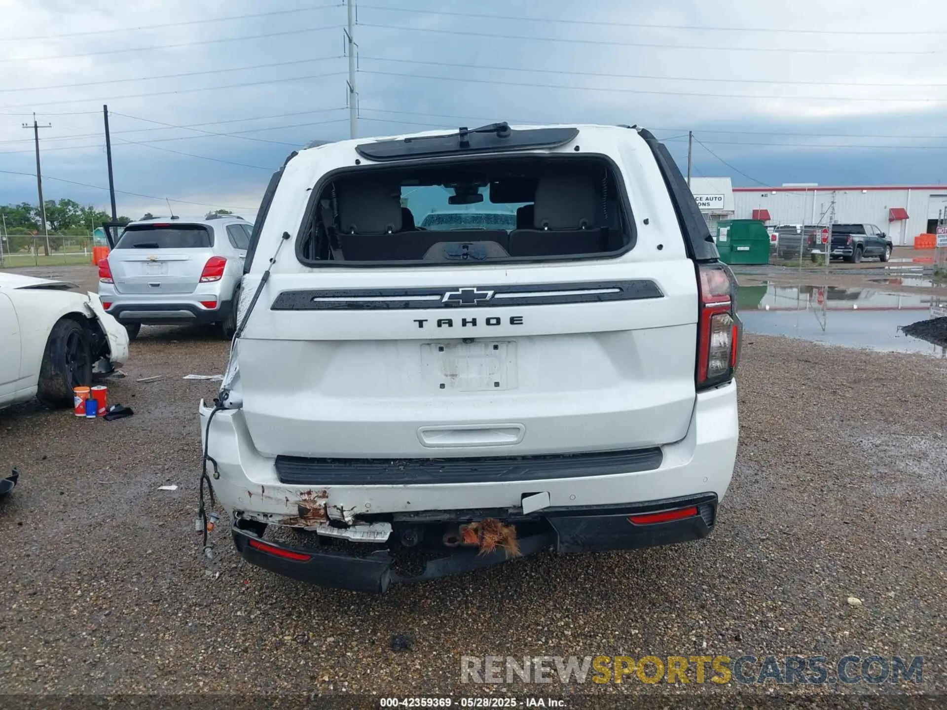 16 Photograph of a damaged car 1GNSKPKDXPR542392 CHEVROLET TAHOE 2023