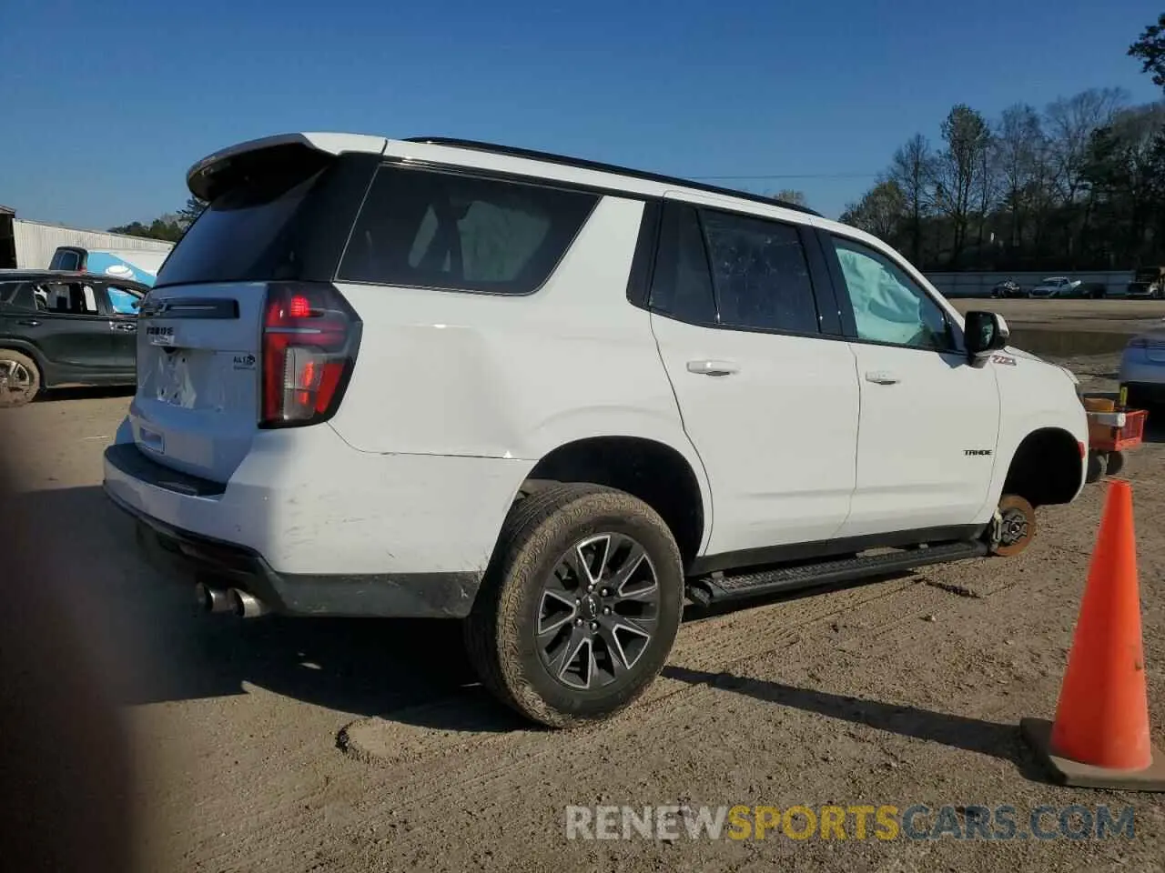 3 Photograph of a damaged car 1GNSKPKL3PR498758 CHEVROLET TAHOE 2023