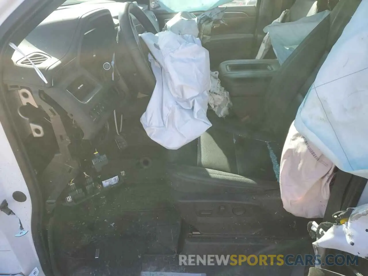 7 Photograph of a damaged car 1GNSKPKL3PR498758 CHEVROLET TAHOE 2023
