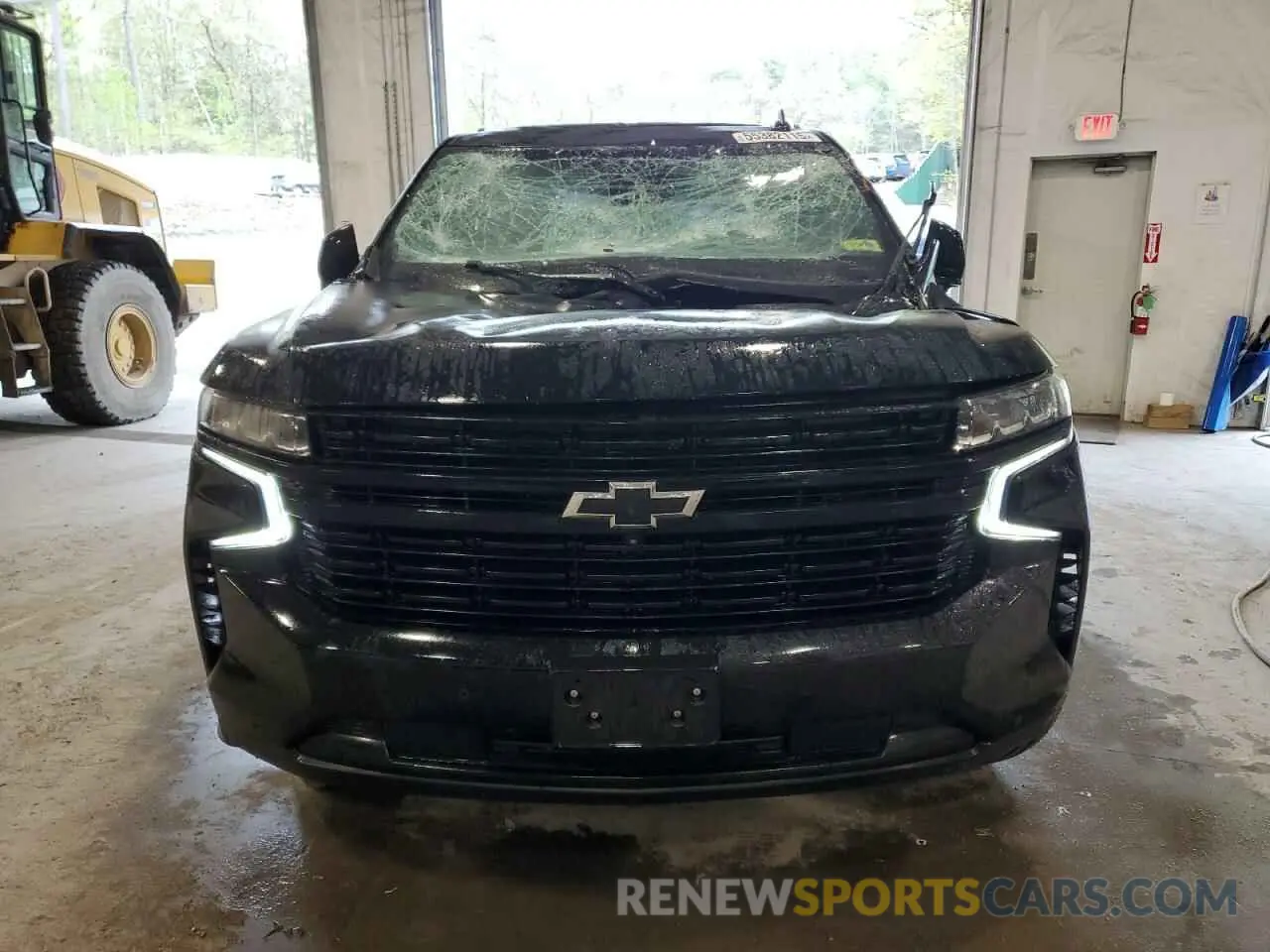 5 Photograph of a damaged car 1GNSKRKD3PR530466 CHEVROLET TAHOE 2023