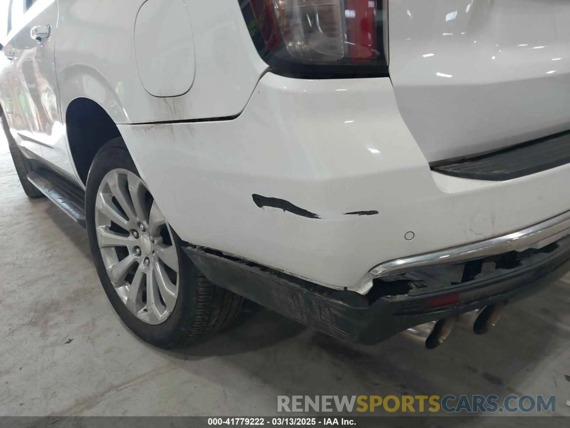 19 Photograph of a damaged car 1GNSKSKD0PR217513 CHEVROLET TAHOE 2023