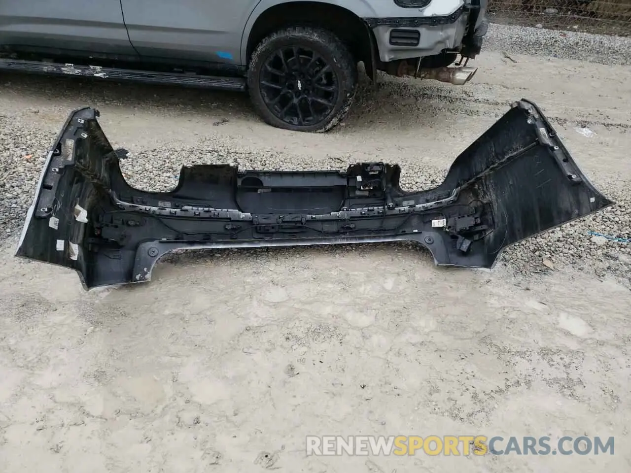 13 Photograph of a damaged car 1GNSKTKL5PR184151 CHEVROLET TAHOE 2023