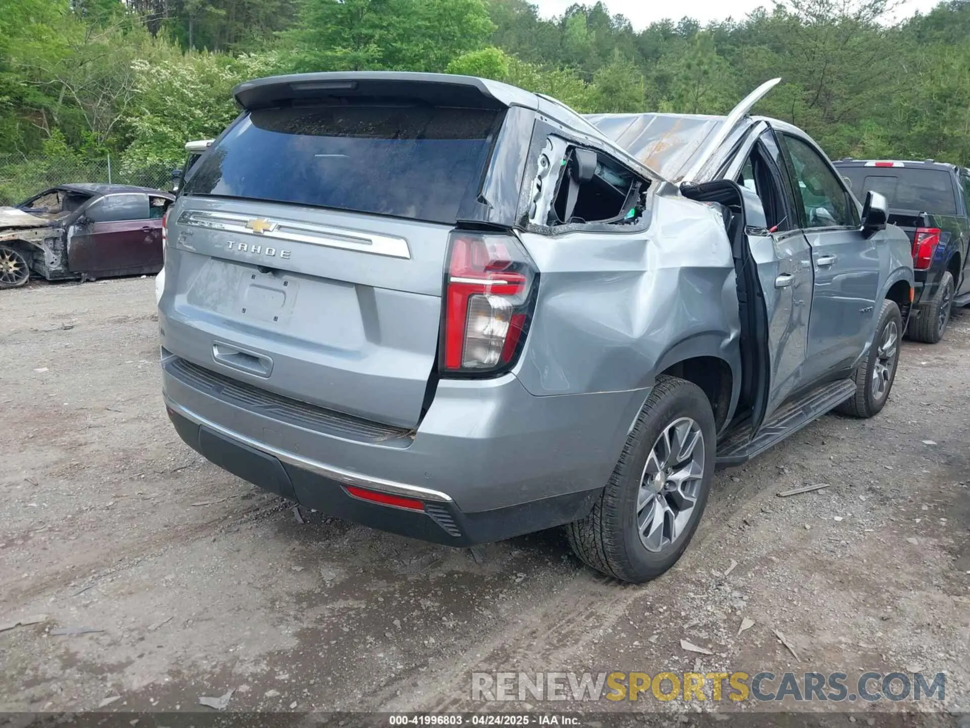 4 Photograph of a damaged car 1GNSCMKD1RR300119 CHEVROLET TAHOE 2024