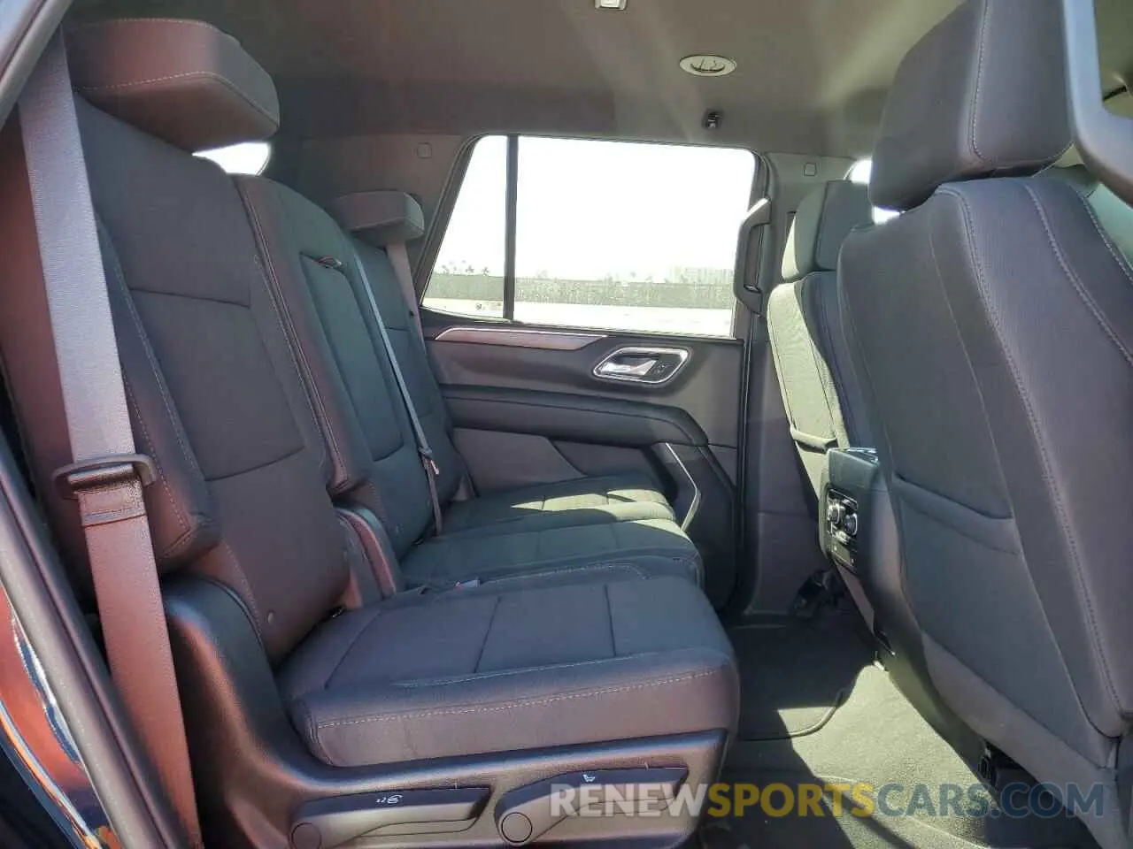 11 Photograph of a damaged car 1GNSCMKD3RR213273 CHEVROLET TAHOE 2024