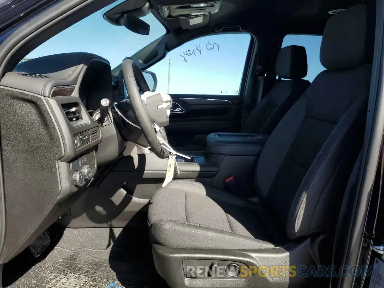 7 Photograph of a damaged car 1GNSCMKD3RR213273 CHEVROLET TAHOE 2024