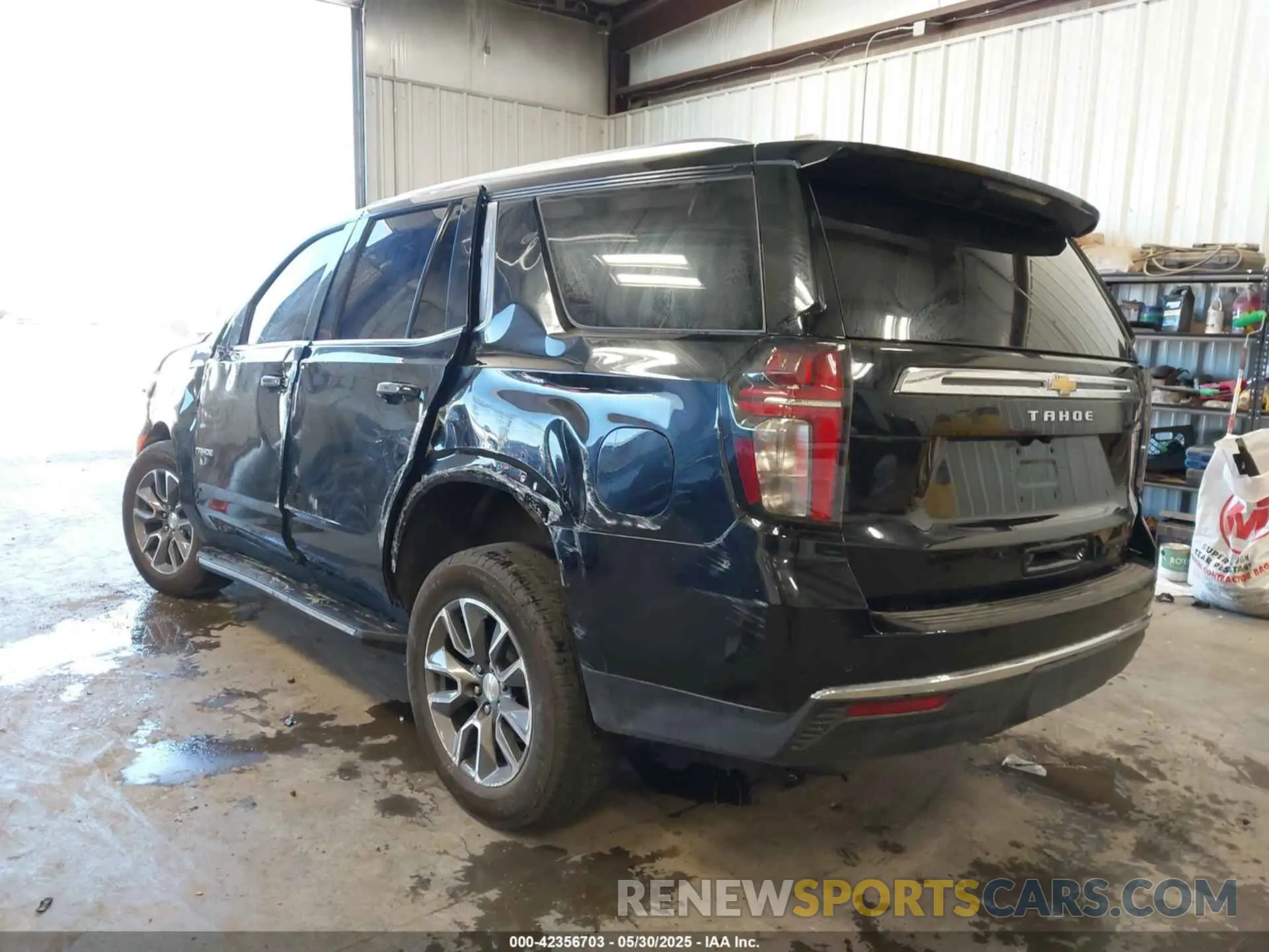 3 Photograph of a damaged car 1GNSCMKD8RR184286 CHEVROLET TAHOE 2024