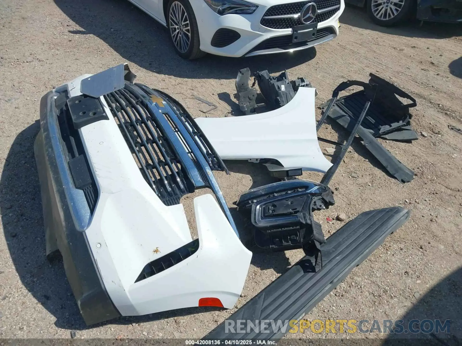 12 Photograph of a damaged car 1GNSCNKD2RR242589 CHEVROLET TAHOE 2024