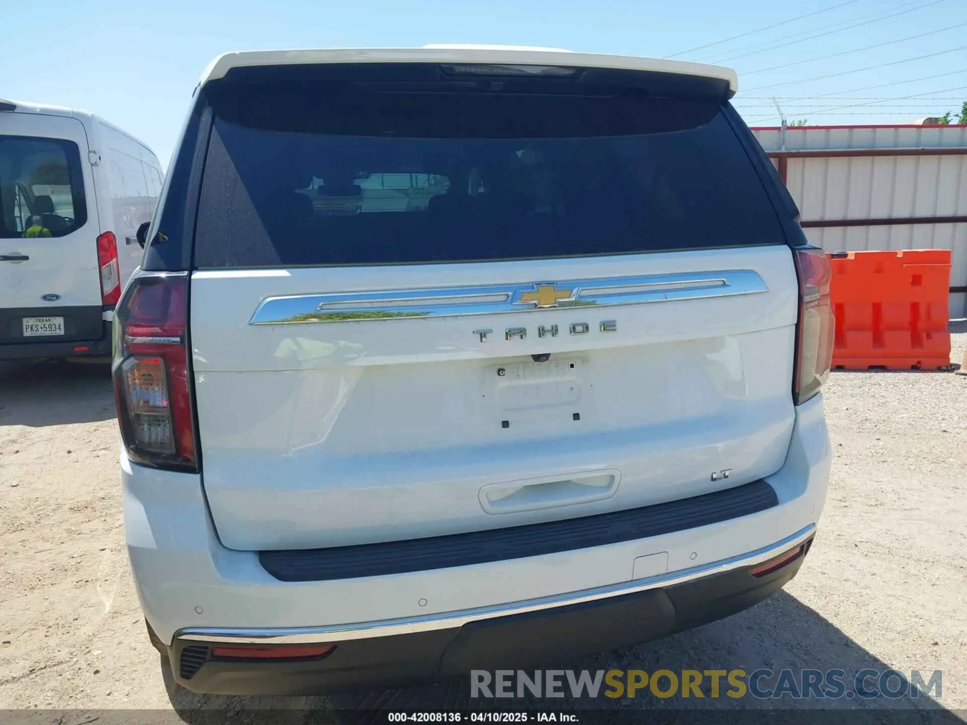 17 Photograph of a damaged car 1GNSCNKD2RR242589 CHEVROLET TAHOE 2024