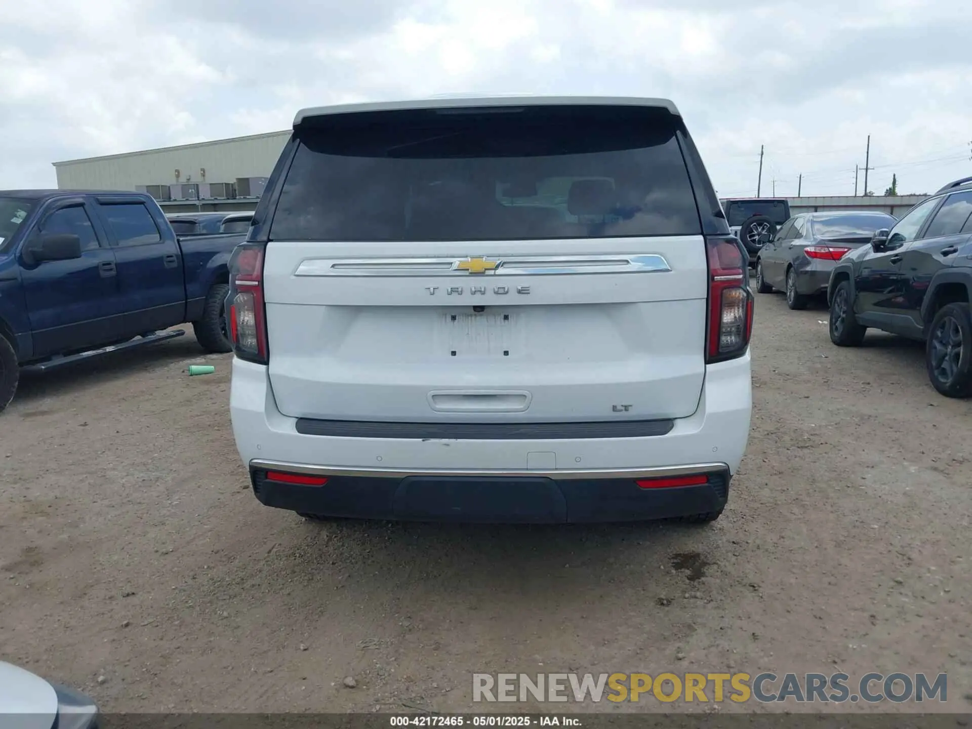 17 Photograph of a damaged car 1GNSCNKD2RR279514 CHEVROLET TAHOE 2024