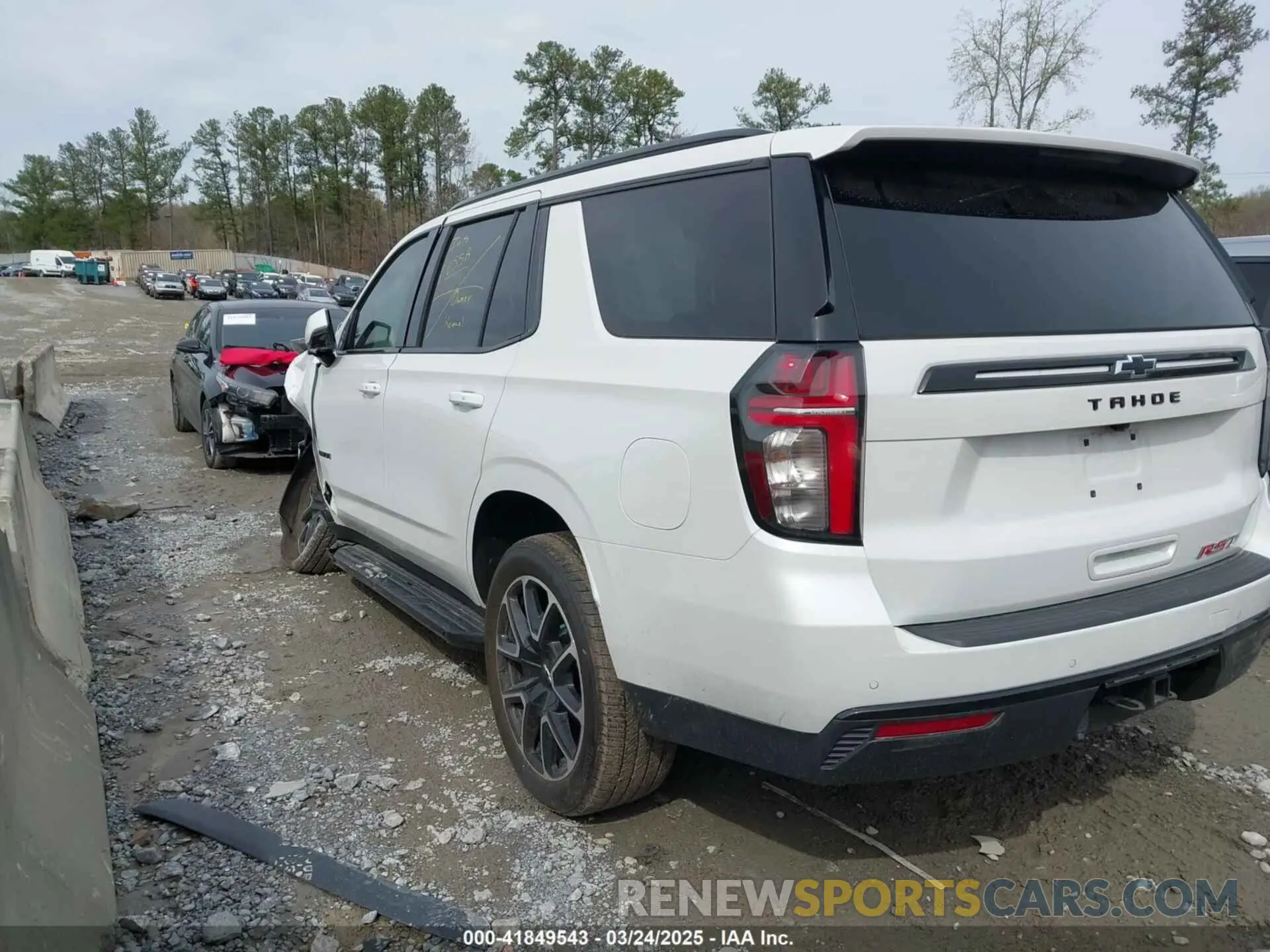 3 Photograph of a damaged car 1GNSCRKD5RR388203 CHEVROLET TAHOE 2024