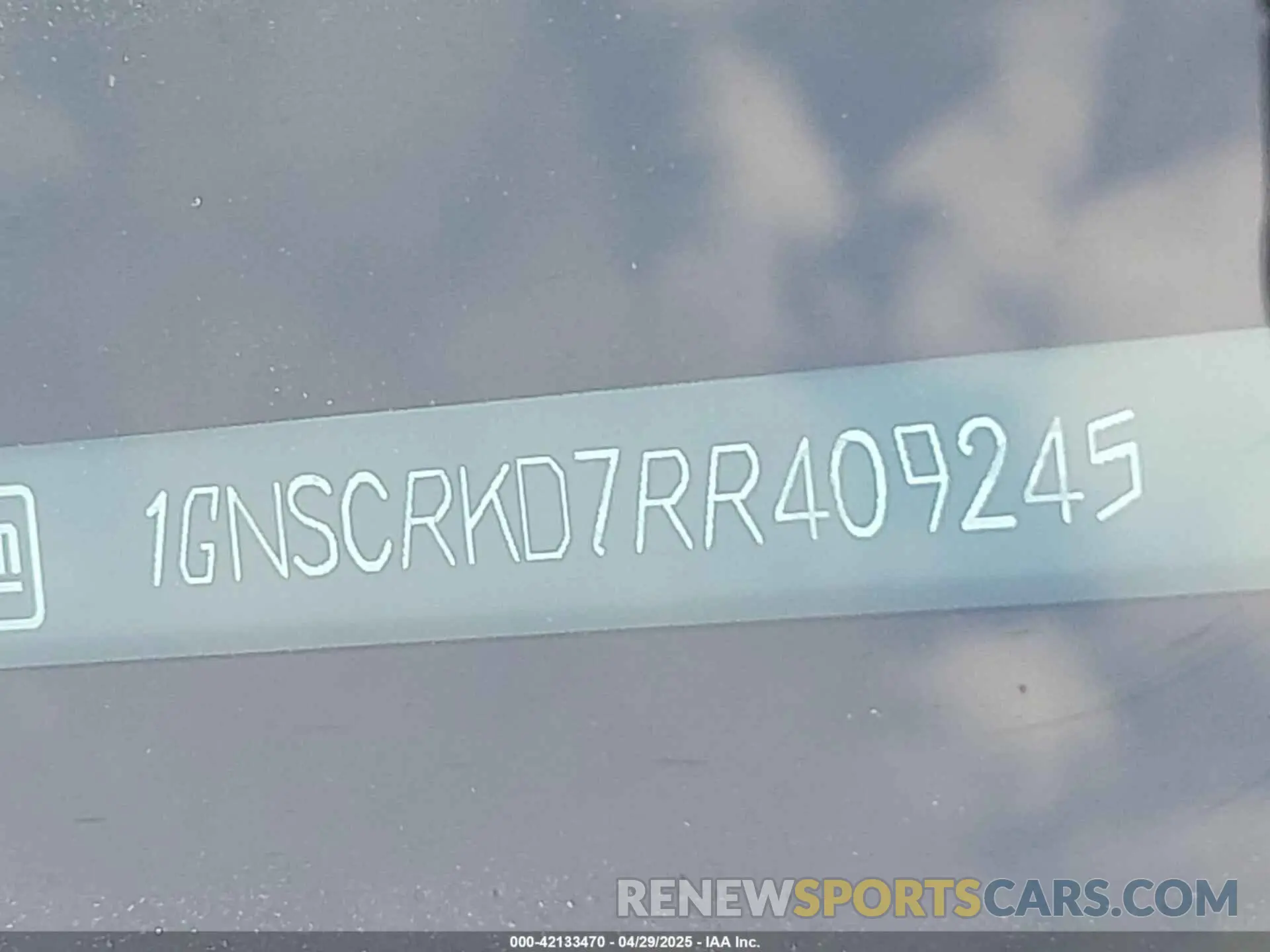 17 Photograph of a damaged car 1GNSCRKD7RR409245 CHEVROLET TAHOE 2024