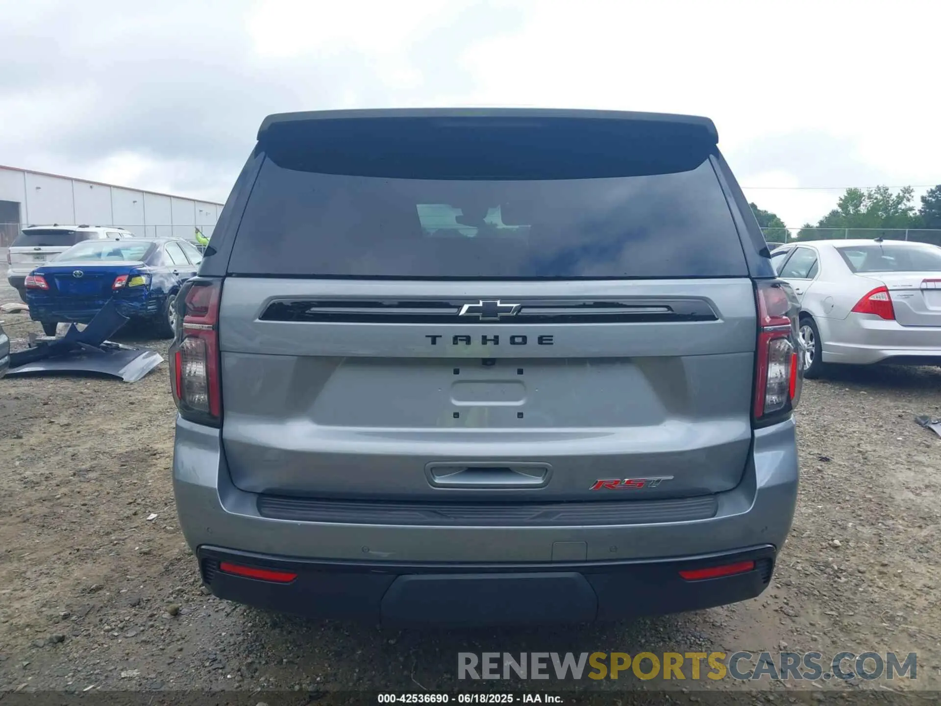17 Photograph of a damaged car 1GNSCRKDXRR395888 CHEVROLET TAHOE 2024