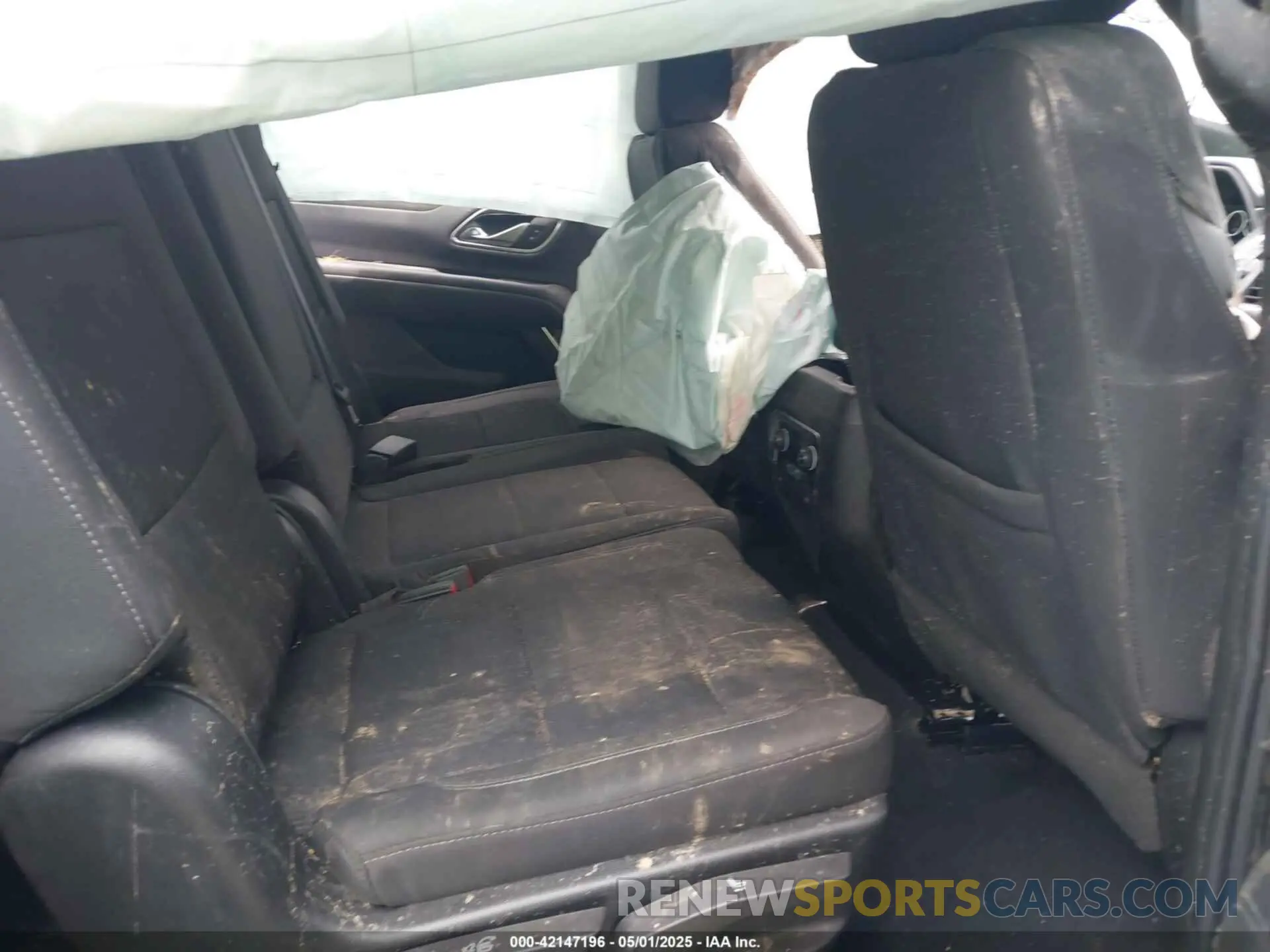 8 Photograph of a damaged car 1GNSKMKD3RR171349 CHEVROLET TAHOE 2024