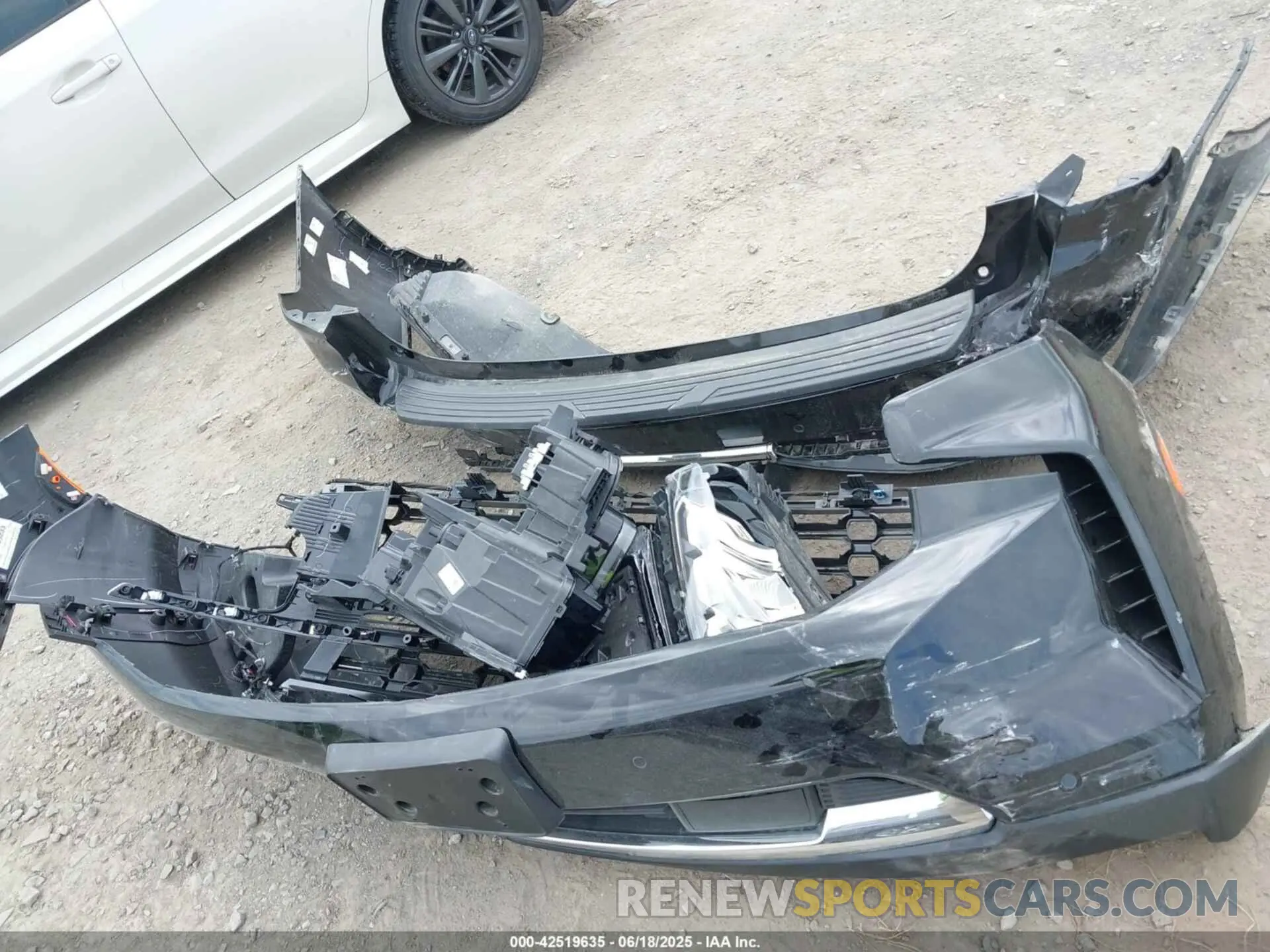 12 Photograph of a damaged car 1GNSKMKD6RR364739 CHEVROLET TAHOE 2024