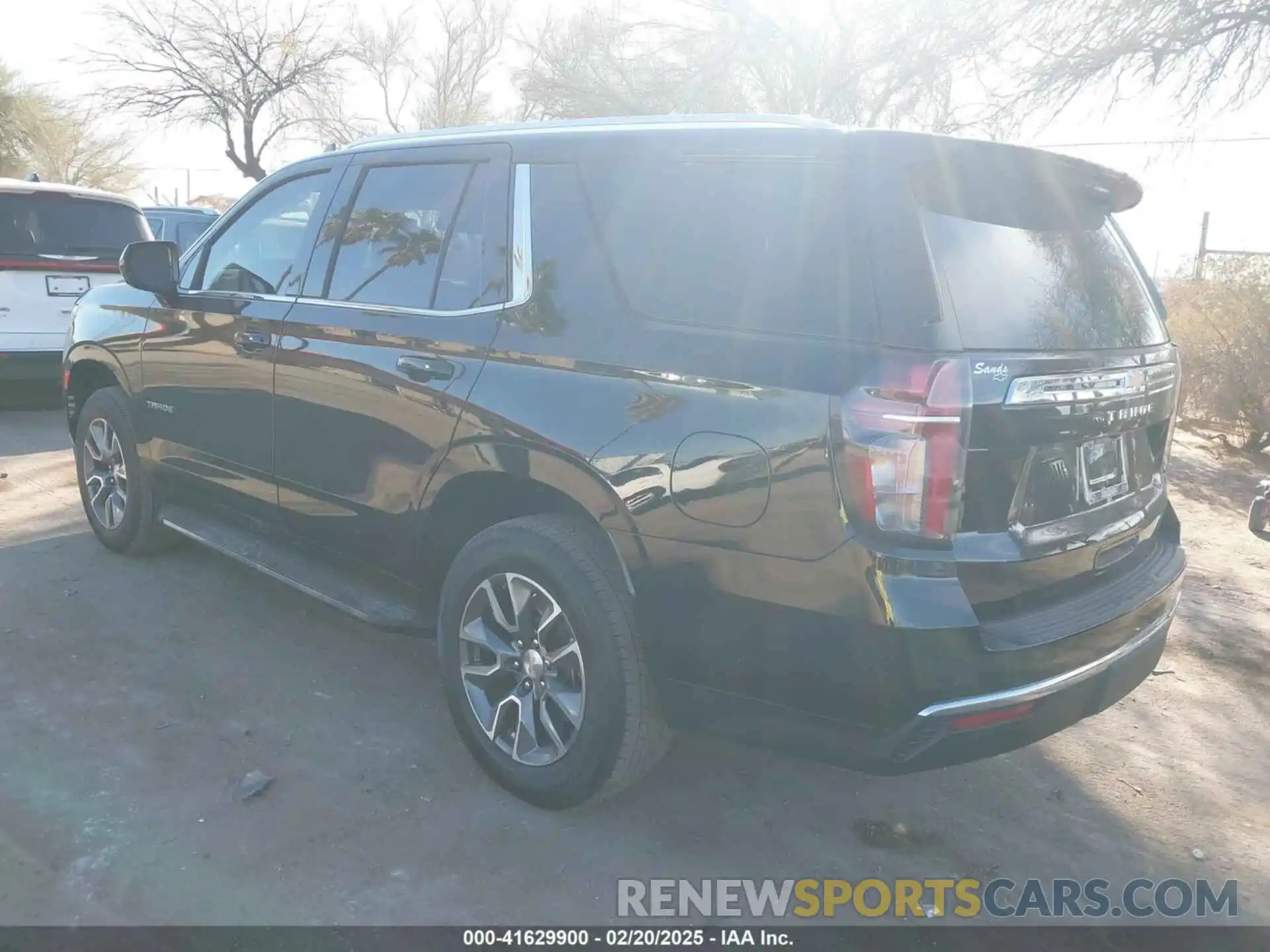 3 Photograph of a damaged car 1GNSKMKD9RR417627 CHEVROLET TAHOE 2024