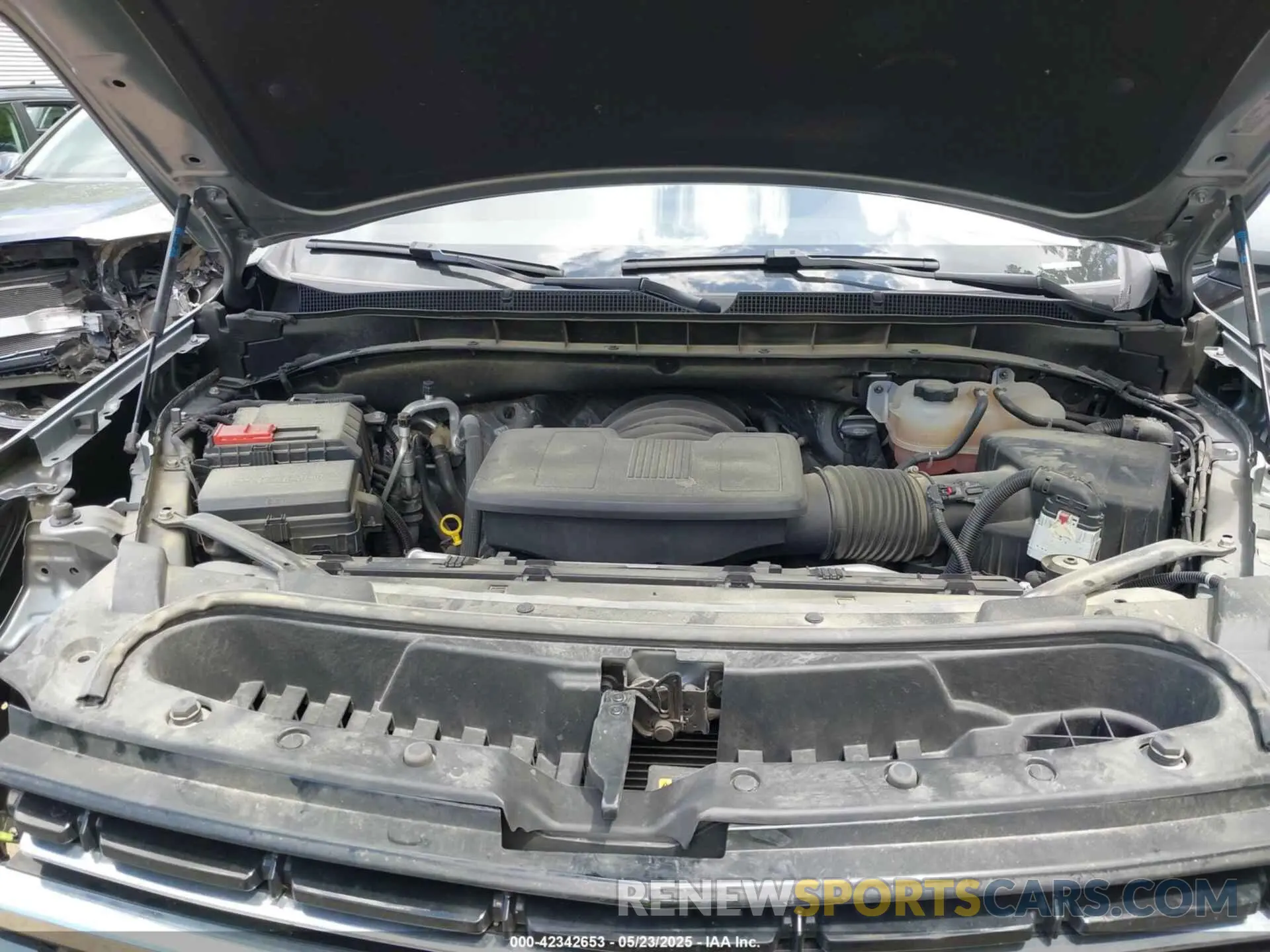 10 Photograph of a damaged car 1GNSKNKD2RR180324 CHEVROLET TAHOE 2024