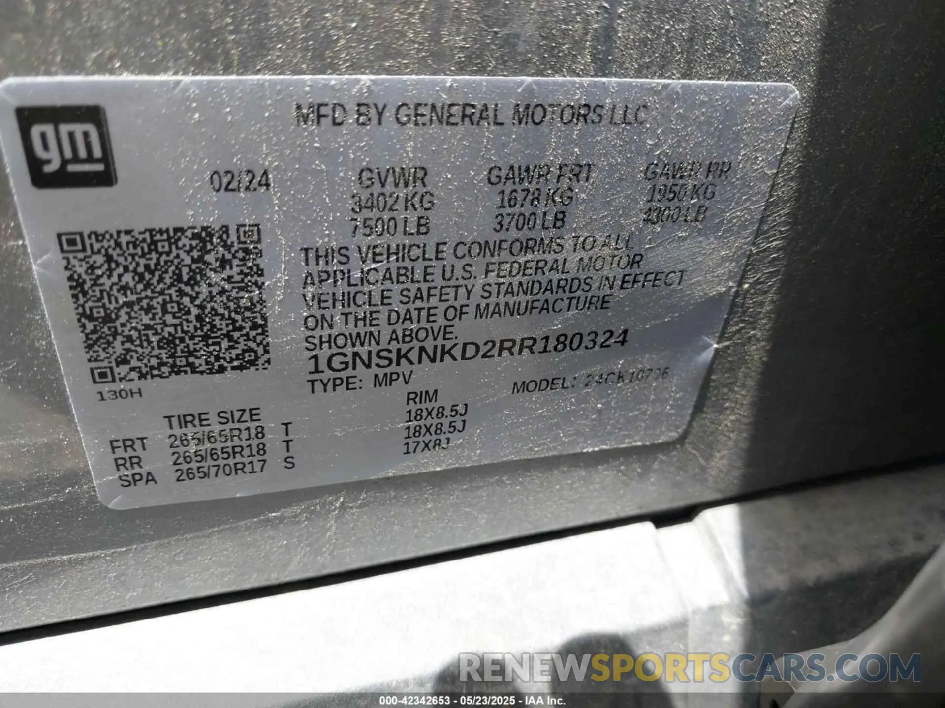 9 Photograph of a damaged car 1GNSKNKD2RR180324 CHEVROLET TAHOE 2024