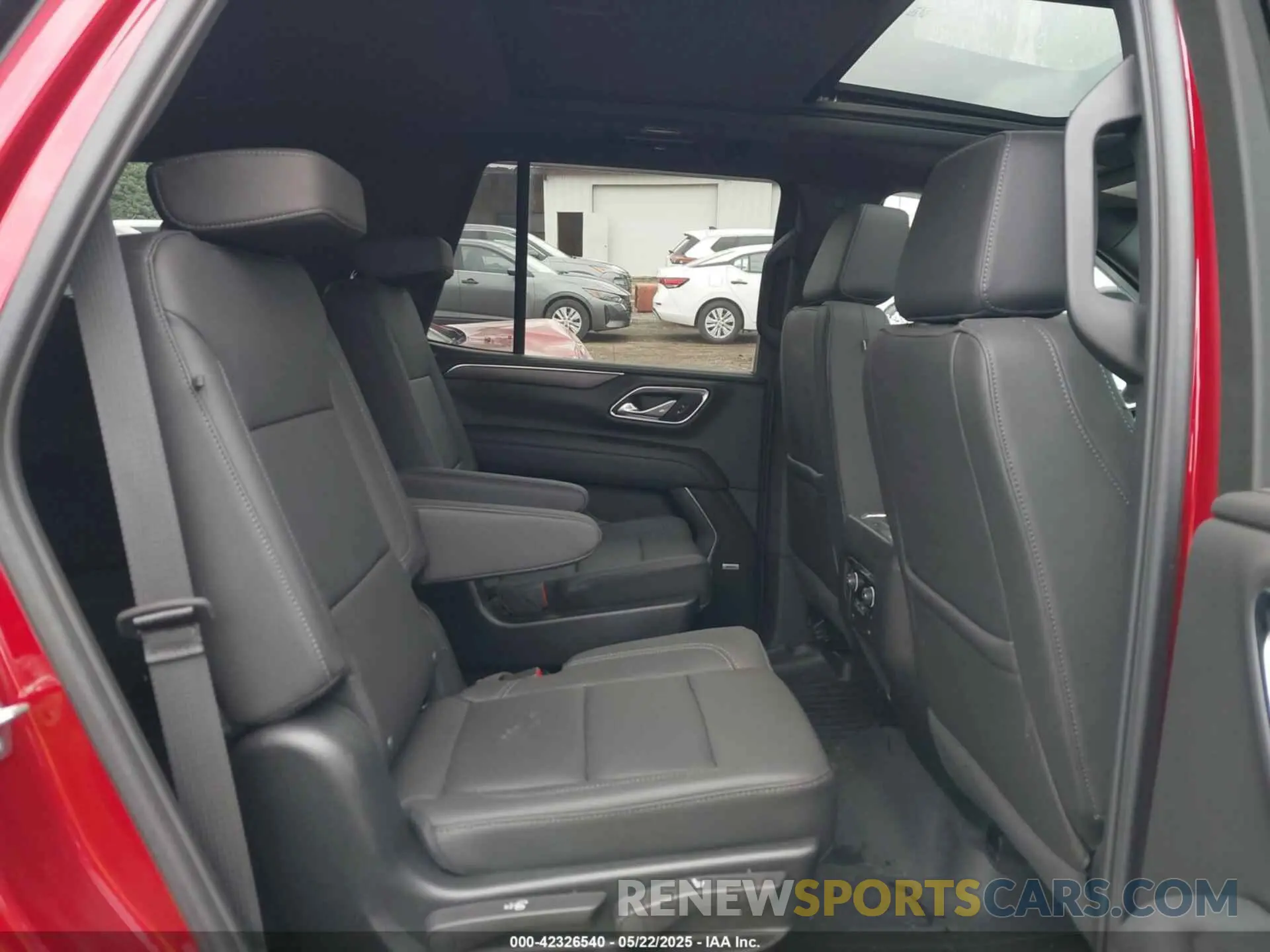 8 Photograph of a damaged car 1GNSKNKD7RR171067 CHEVROLET TAHOE 2024