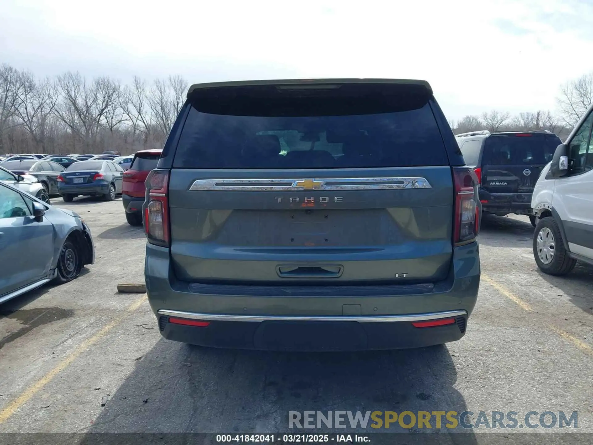 17 Photograph of a damaged car 1GNSKNKD9RR243371 CHEVROLET TAHOE 2024
