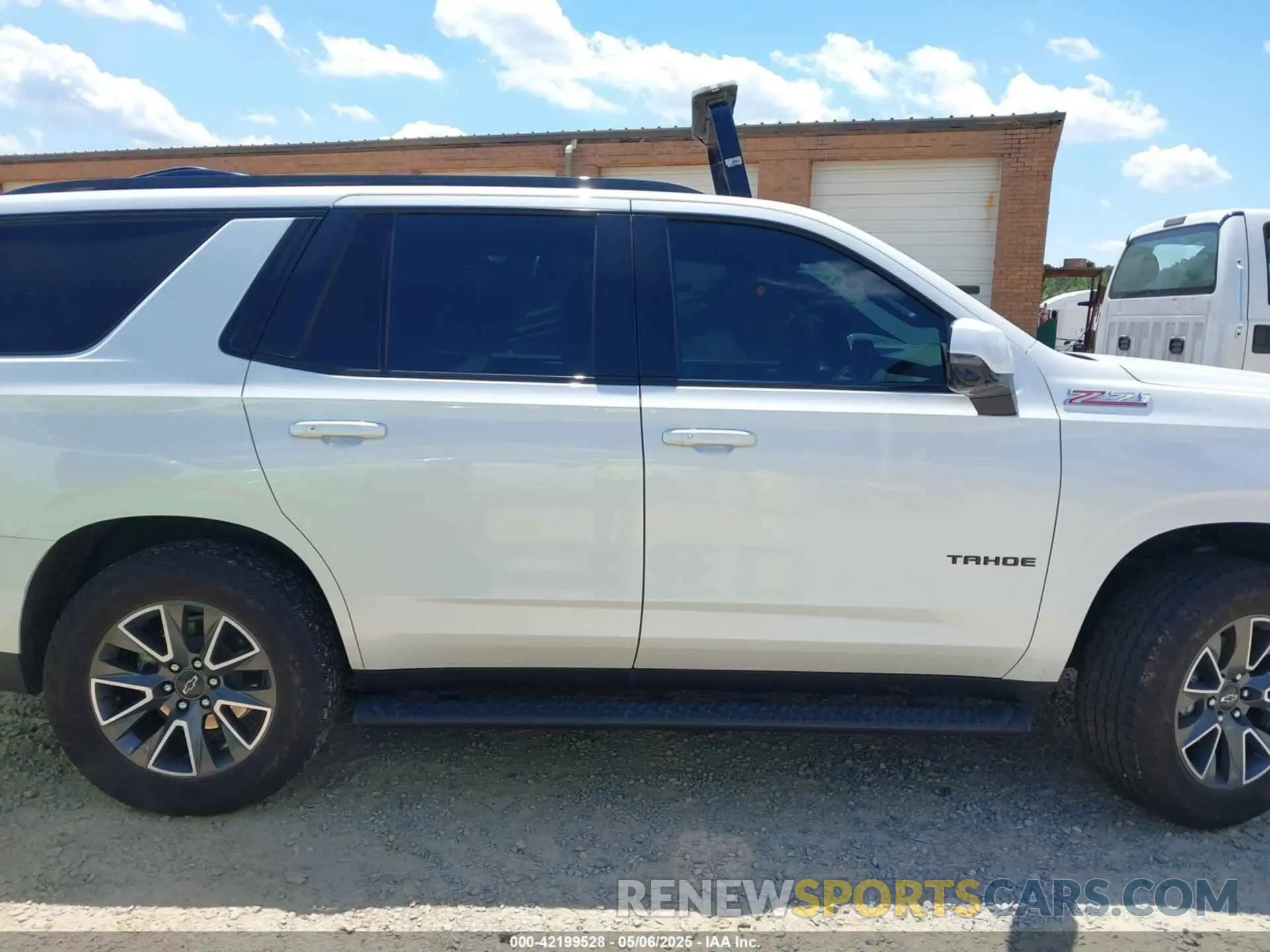 13 Photograph of a damaged car 1GNSKPKD5RR333063 CHEVROLET TAHOE 2024