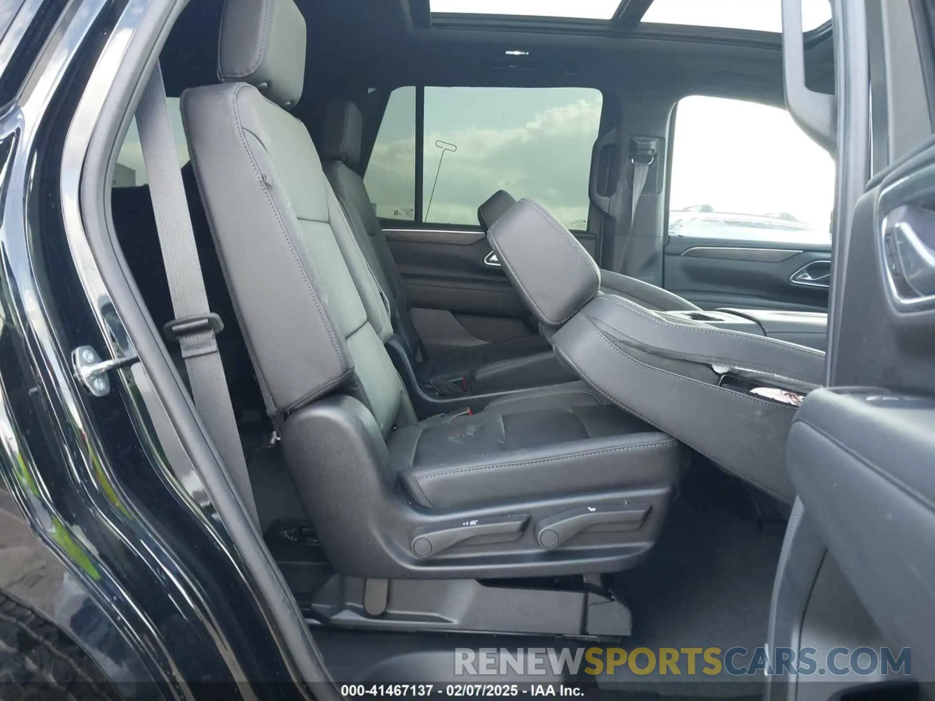 8 Photograph of a damaged car 1GNSKPKL9RR316256 CHEVROLET TAHOE 2024