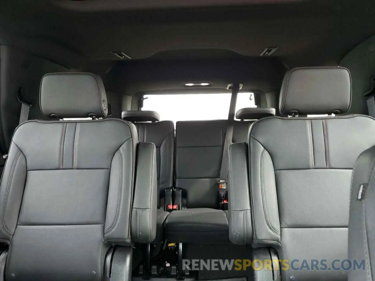 10 Photograph of a damaged car 1GNSKRKD3RR139191 CHEVROLET TAHOE 2024