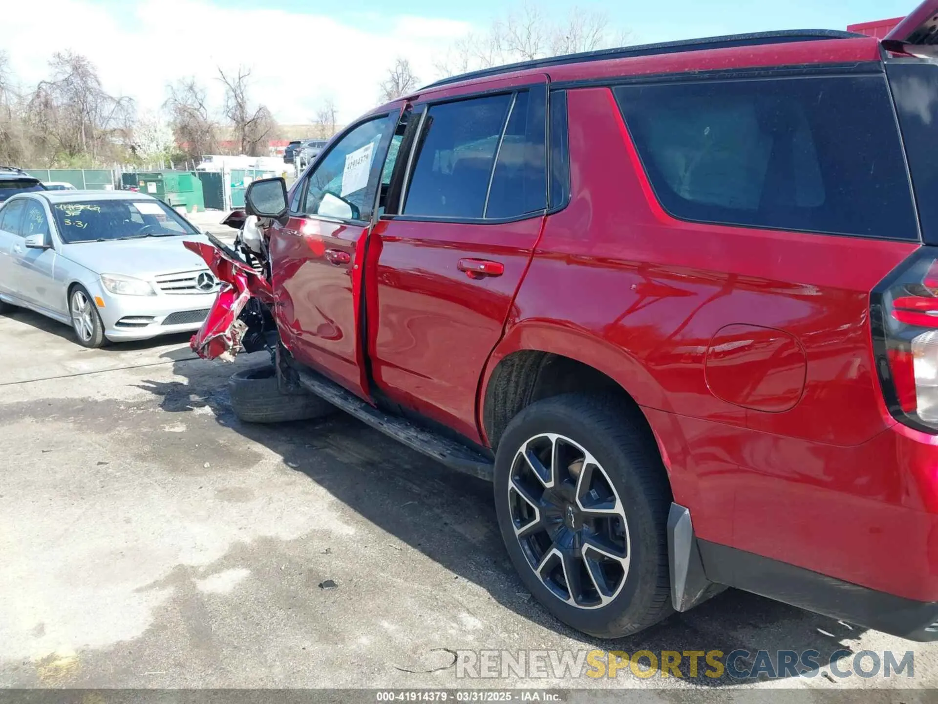 13 Photograph of a damaged car 1GNSKRKDXRR339713 CHEVROLET TAHOE 2024