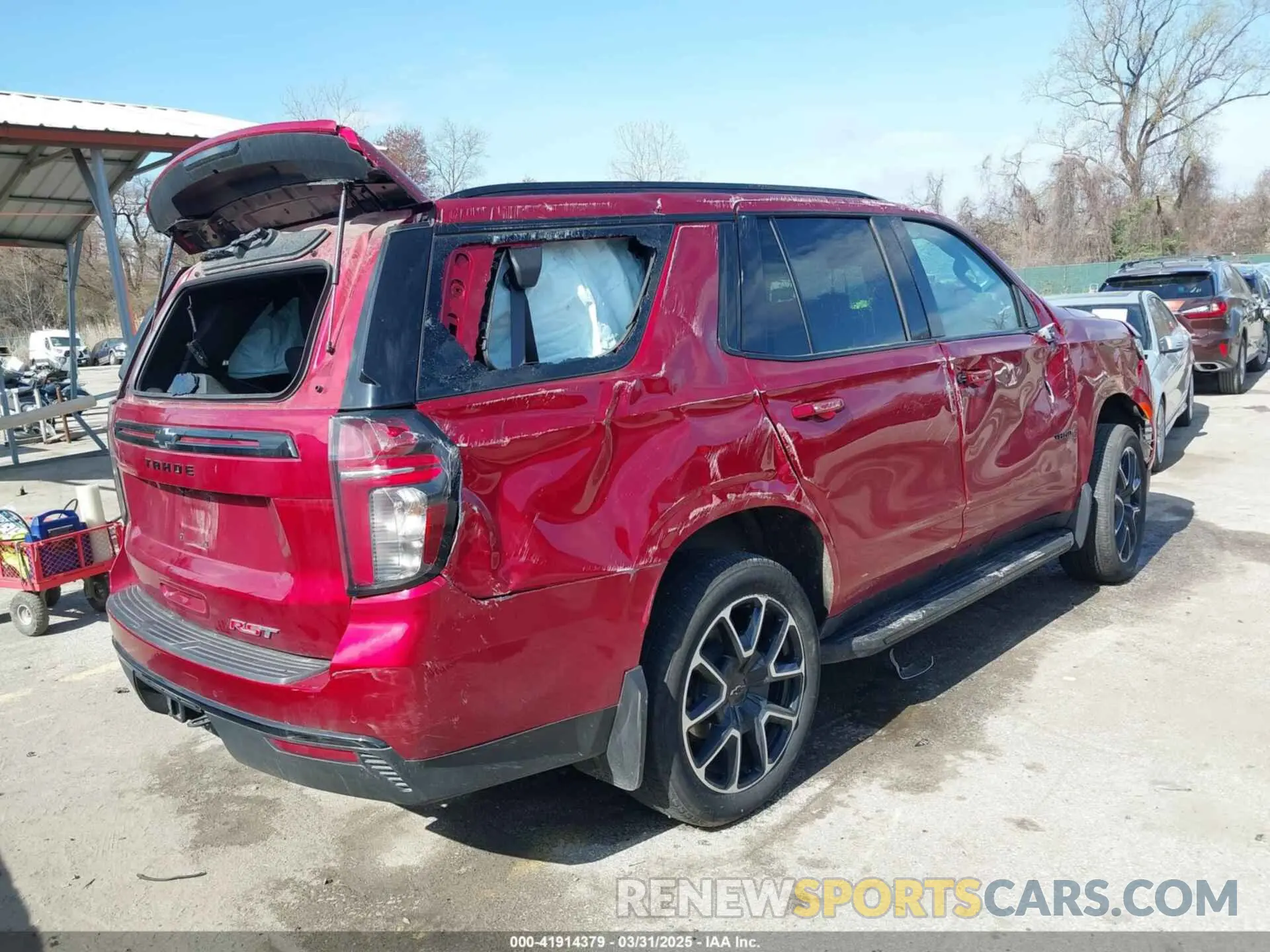 14 Photograph of a damaged car 1GNSKRKDXRR339713 CHEVROLET TAHOE 2024