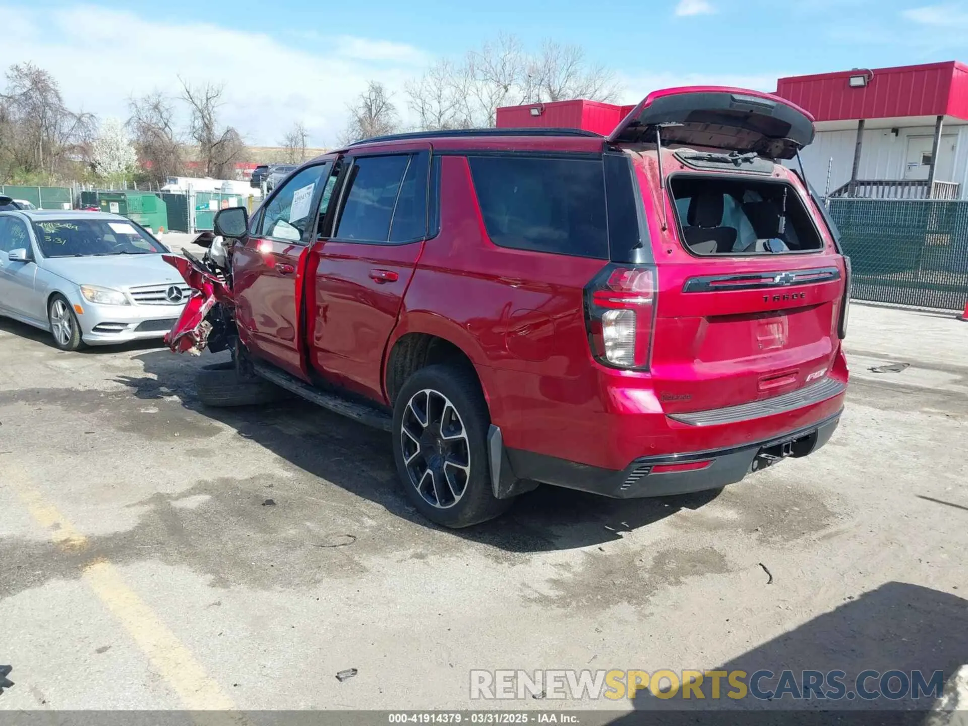 3 Photograph of a damaged car 1GNSKRKDXRR339713 CHEVROLET TAHOE 2024