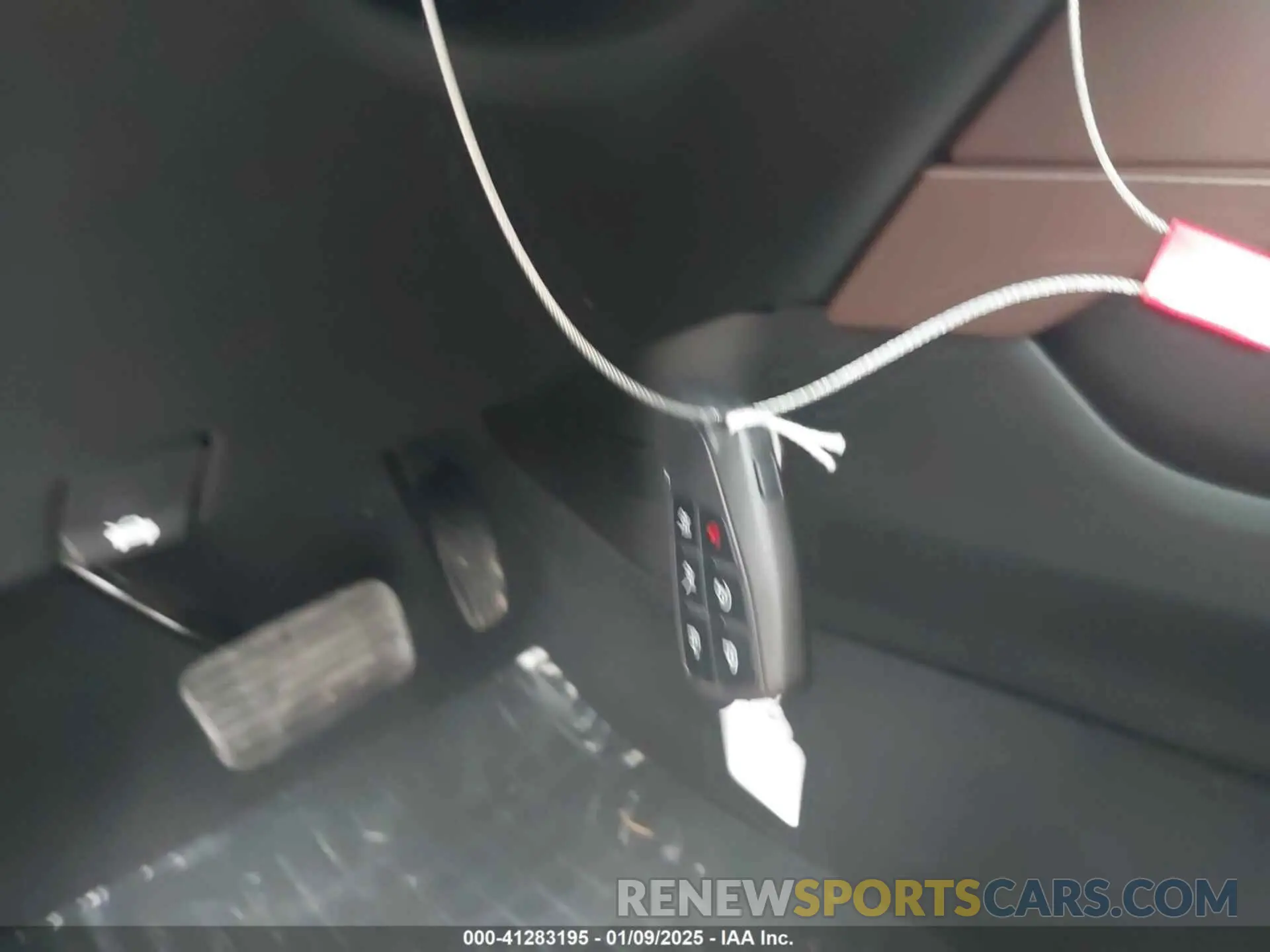 11 Photograph of a damaged car 1GNSKTKT2RR284369 CHEVROLET TAHOE 2024