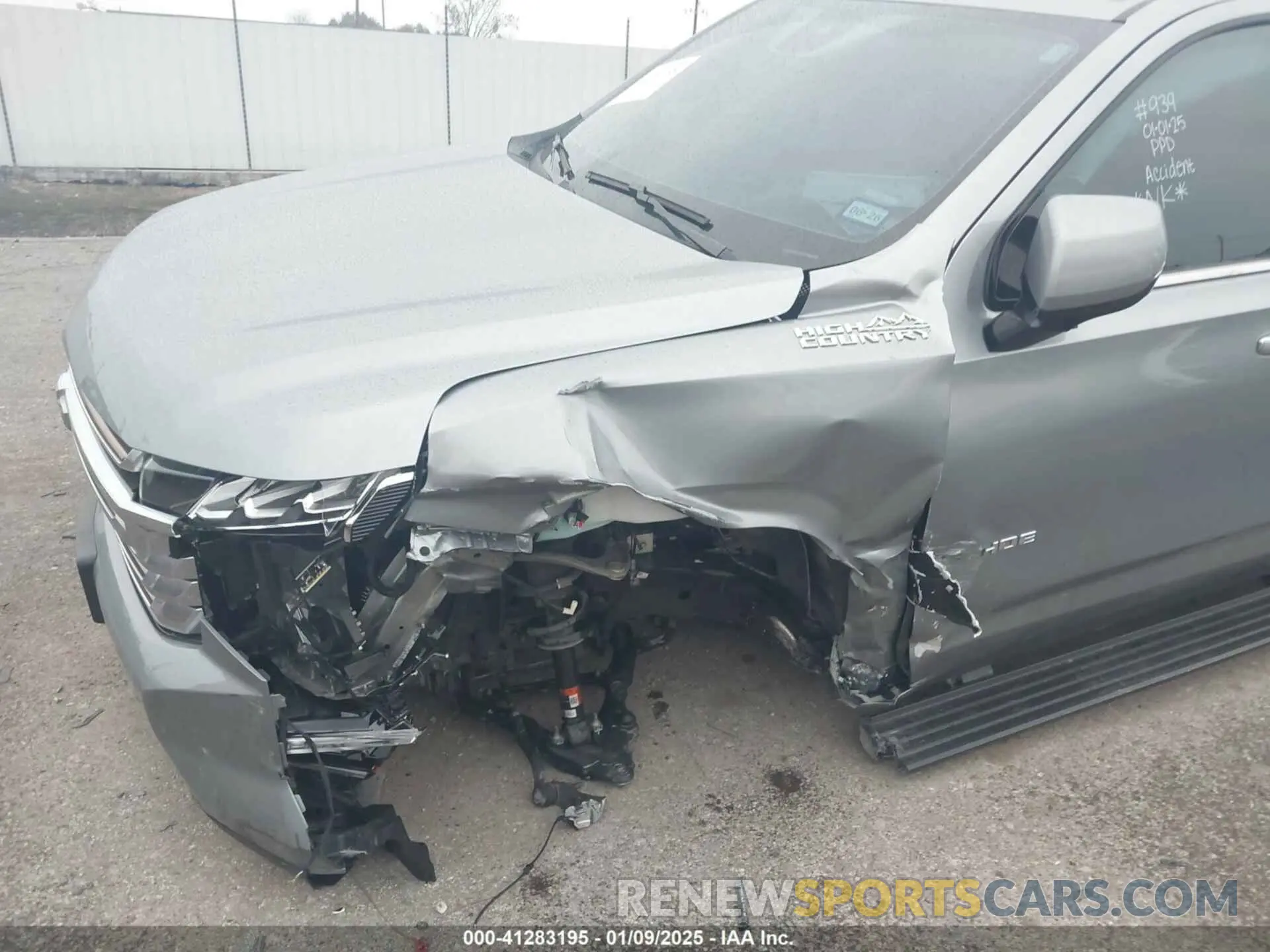 6 Photograph of a damaged car 1GNSKTKT2RR284369 CHEVROLET TAHOE 2024