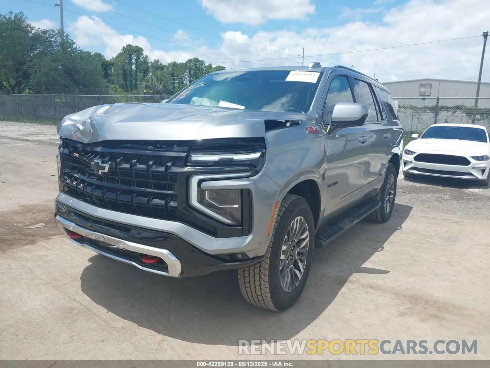 2 Photograph of a damaged car 1GNS6PRD3SR232930 CHEVROLET TAHOE 2025