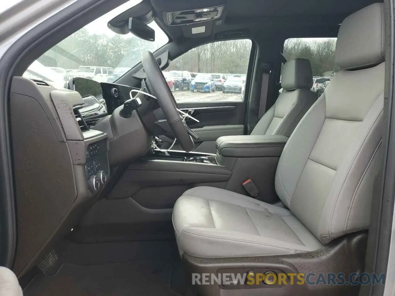 7 Photograph of a damaged car 1GNS6PRD6SR113818 CHEVROLET TAHOE 2025