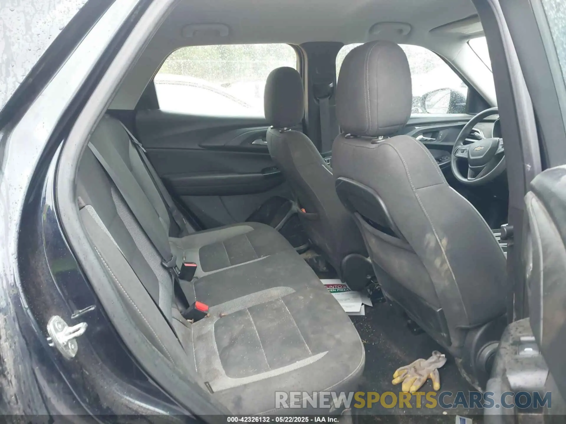 8 Photograph of a damaged car KL79MMS20MB150506 CHEVROLET TRAILBLAZER 2021