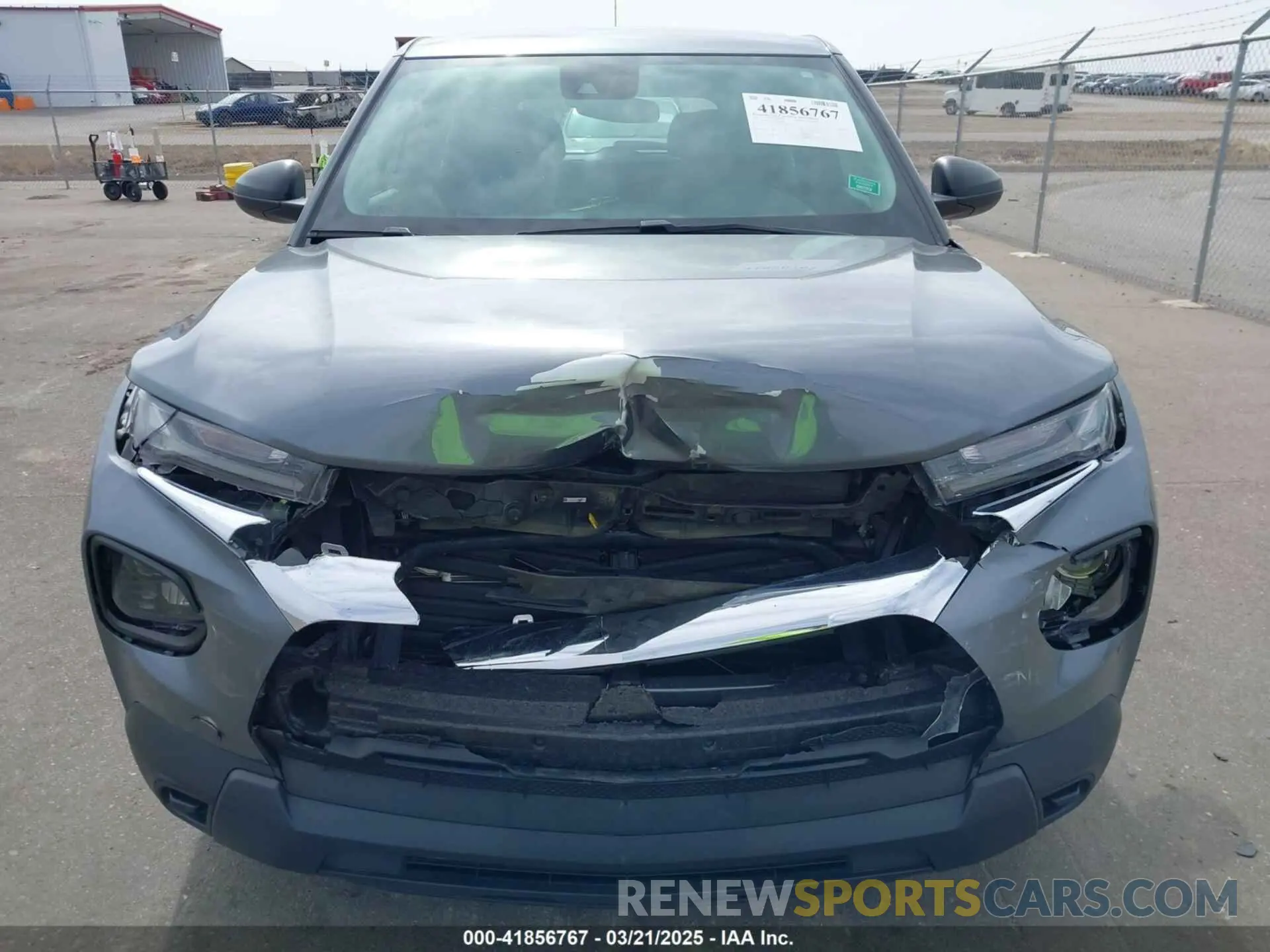 12 Photograph of a damaged car KL79MMS23MB014435 CHEVROLET TRAILBLAZER 2021