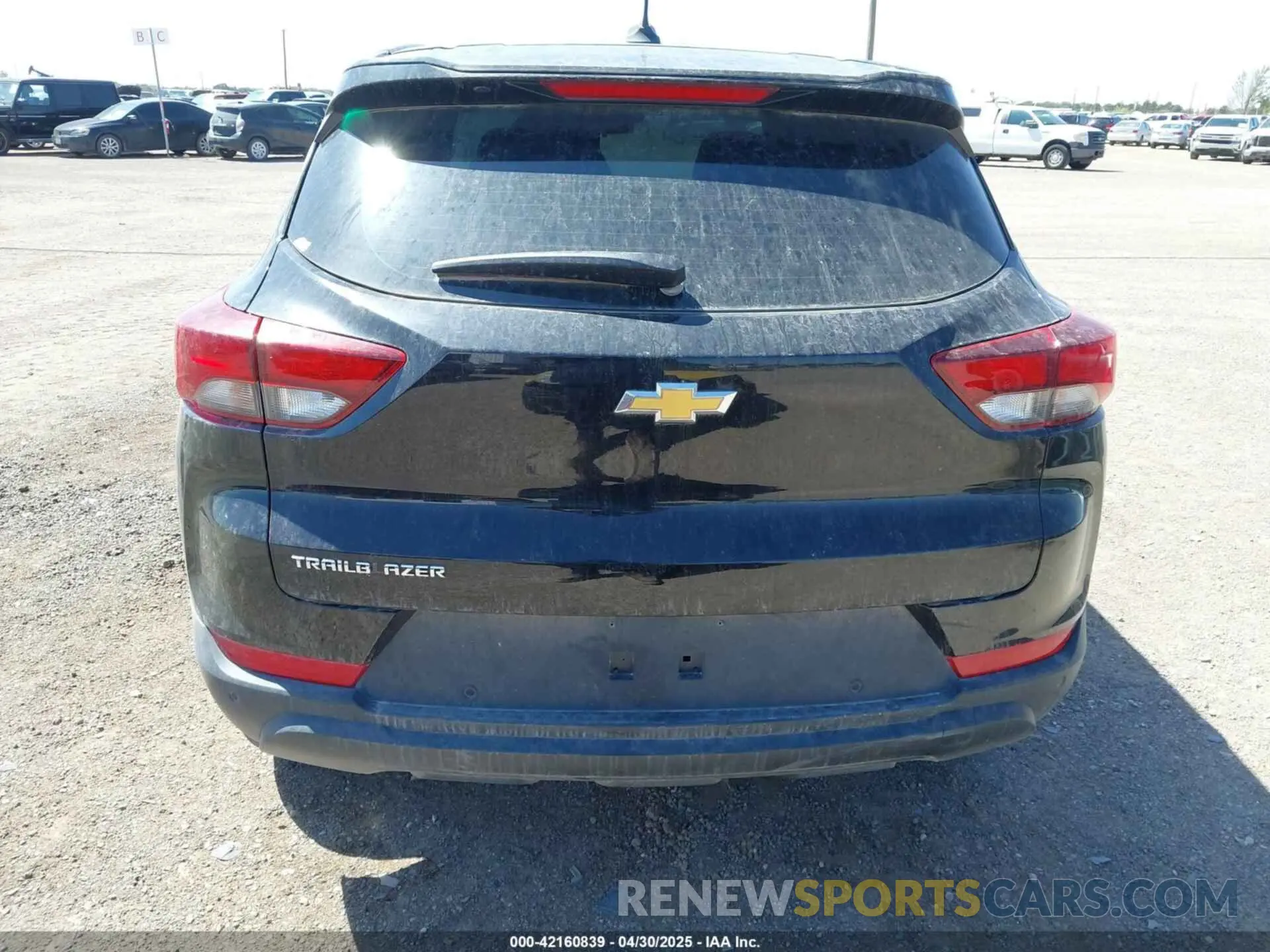 16 Photograph of a damaged car KL79MMS25MB171335 CHEVROLET TRAILBLAZER 2021
