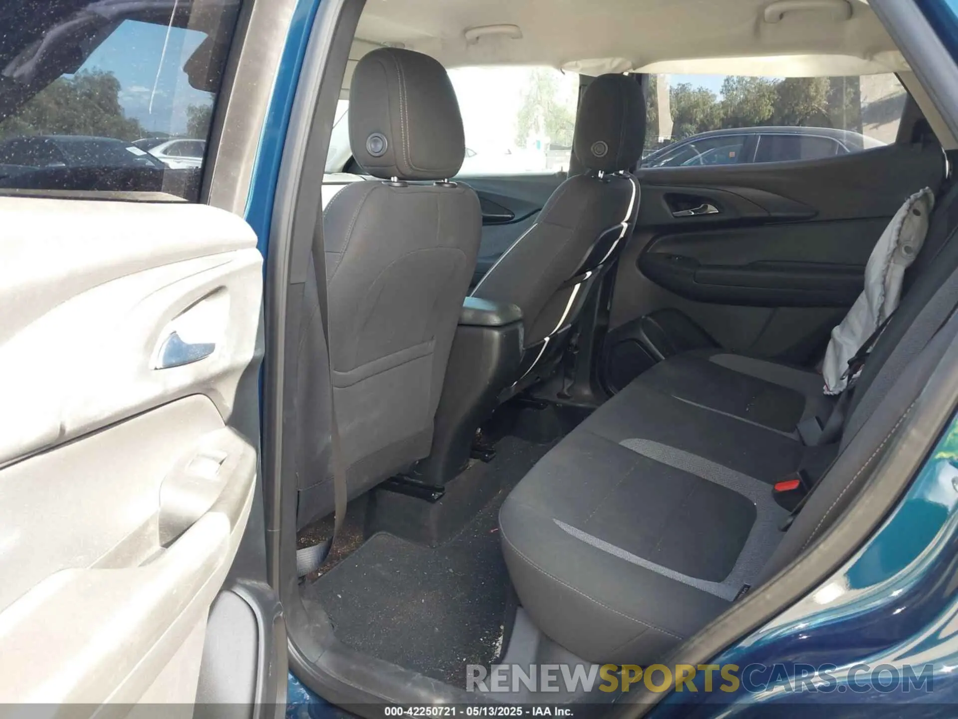 8 Photograph of a damaged car KL79MMS26MB082390 CHEVROLET TRAILBLAZER 2021