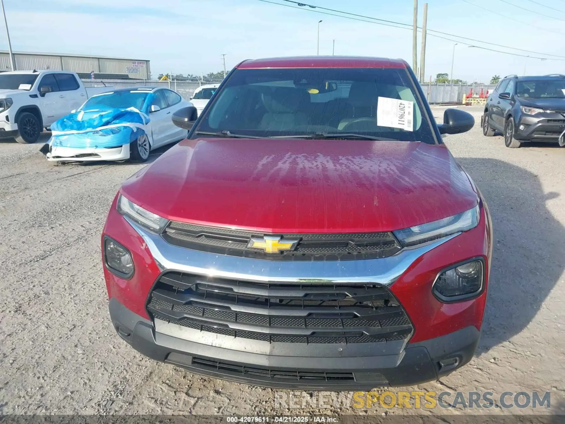 12 Photograph of a damaged car KL79MMS27MB005124 CHEVROLET TRAILBLAZER 2021