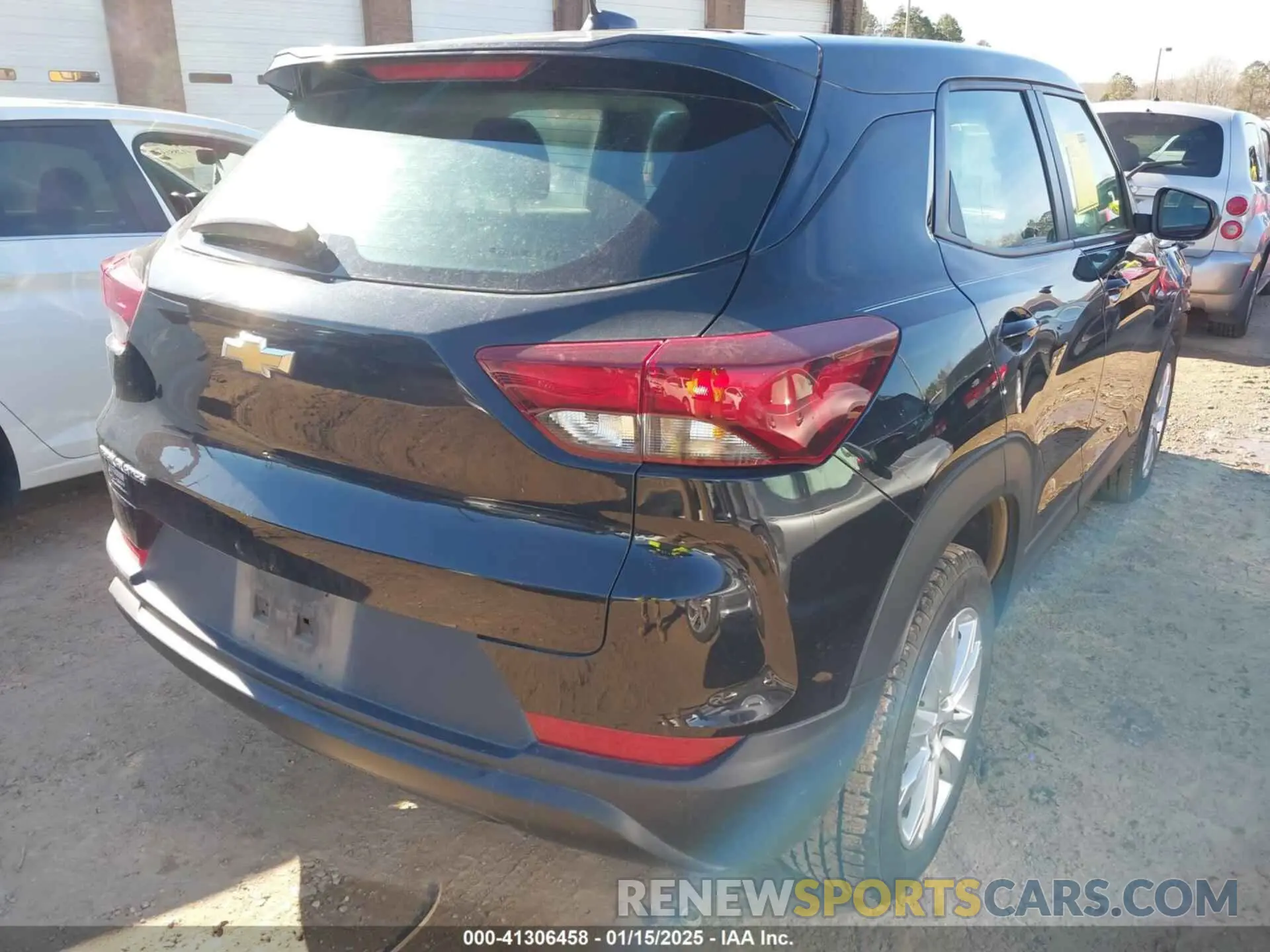 4 Photograph of a damaged car KL79MMS28MB172043 CHEVROLET TRAILBLAZER 2021