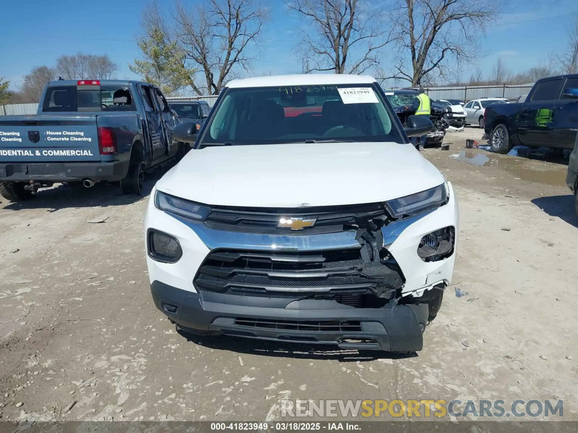 12 Photograph of a damaged car KL79MMS2XMB046539 CHEVROLET TRAILBLAZER 2021