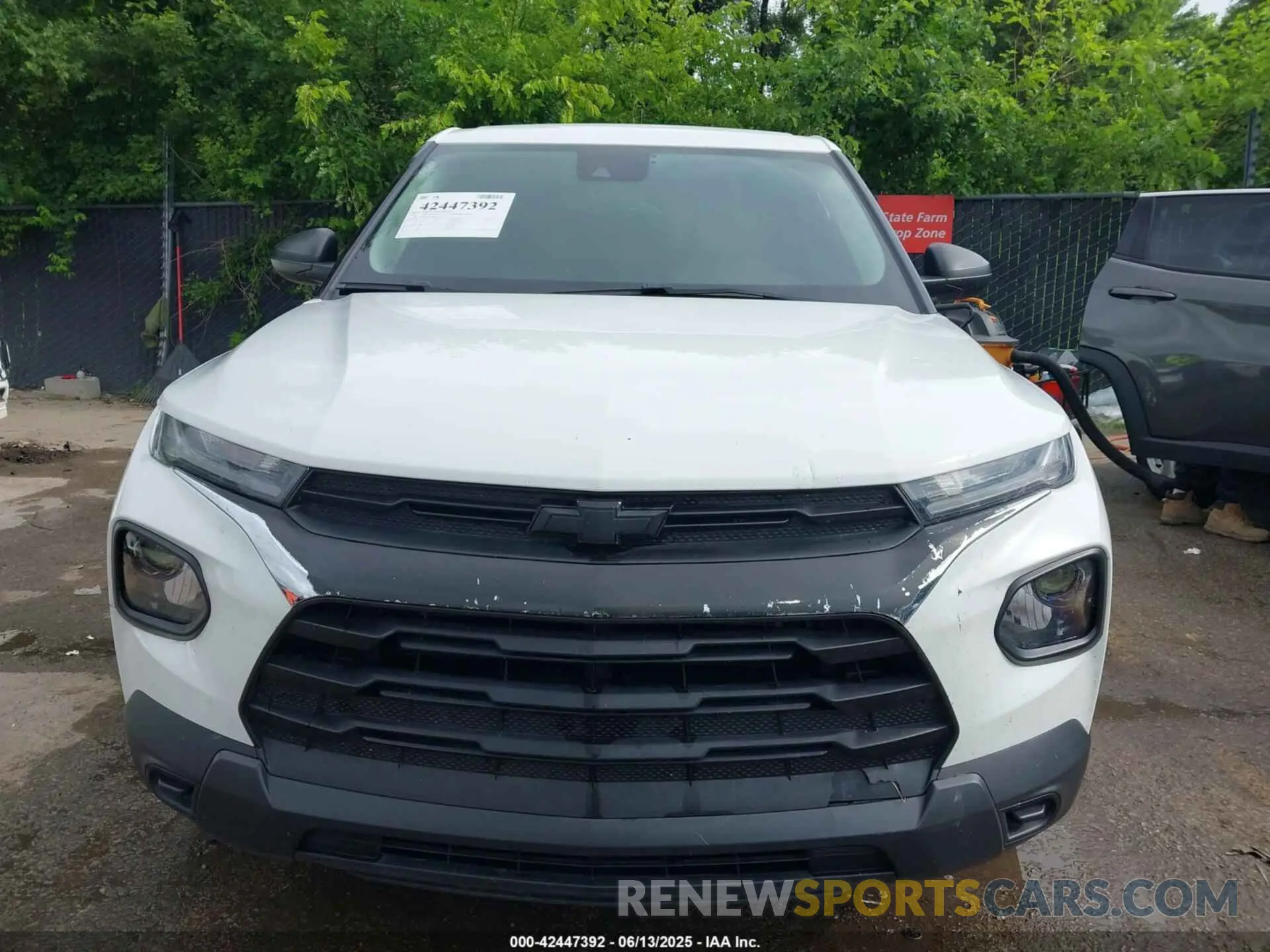 12 Photograph of a damaged car KL79MMS2XMB158578 CHEVROLET TRAILBLAZER 2021