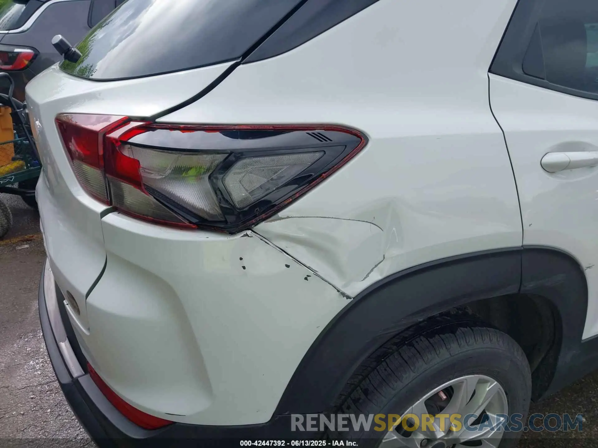17 Photograph of a damaged car KL79MMS2XMB158578 CHEVROLET TRAILBLAZER 2021