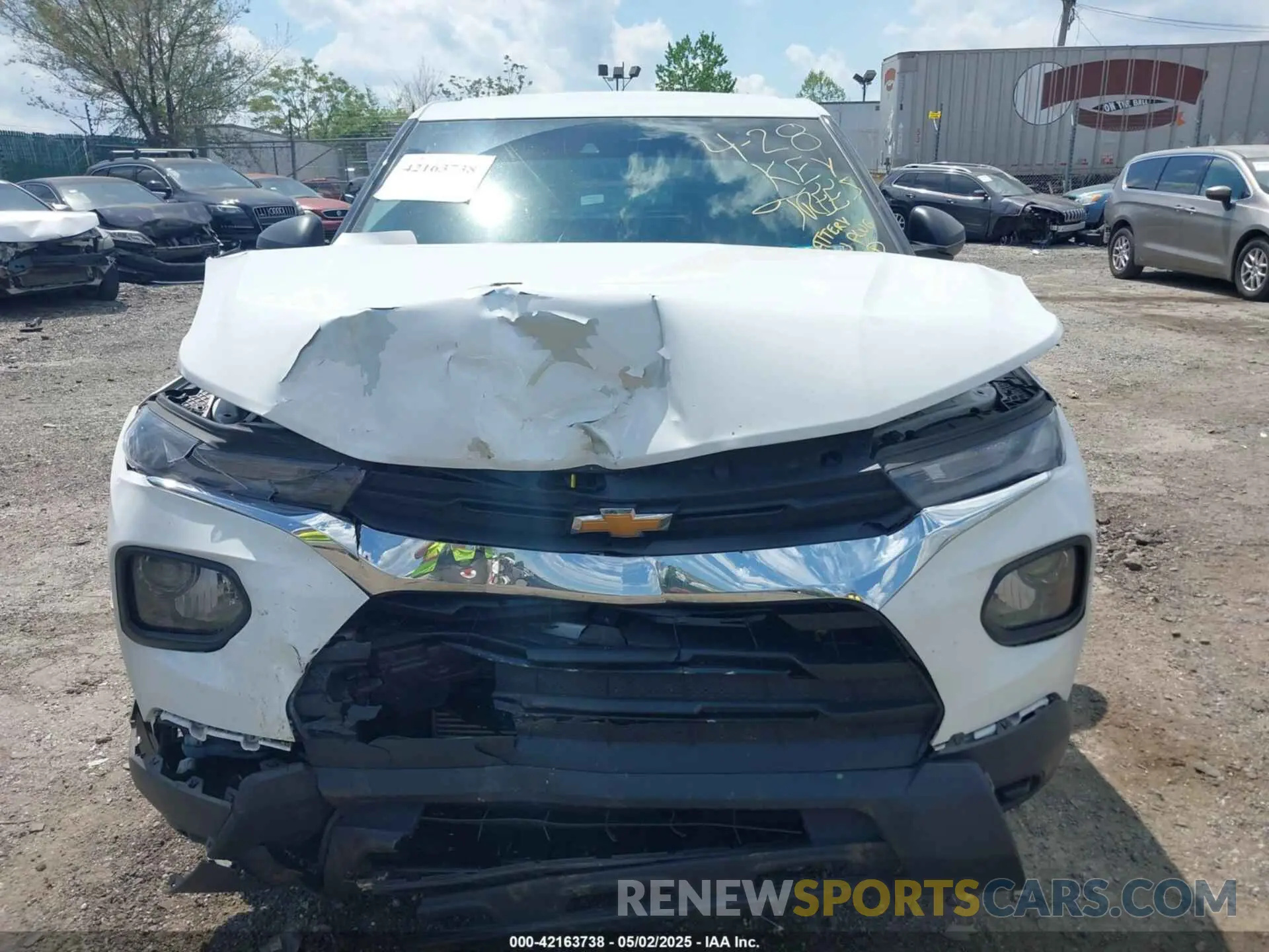 11 Photograph of a damaged car KL79MNSL1MB138377 CHEVROLET TRAILBLAZER 2021