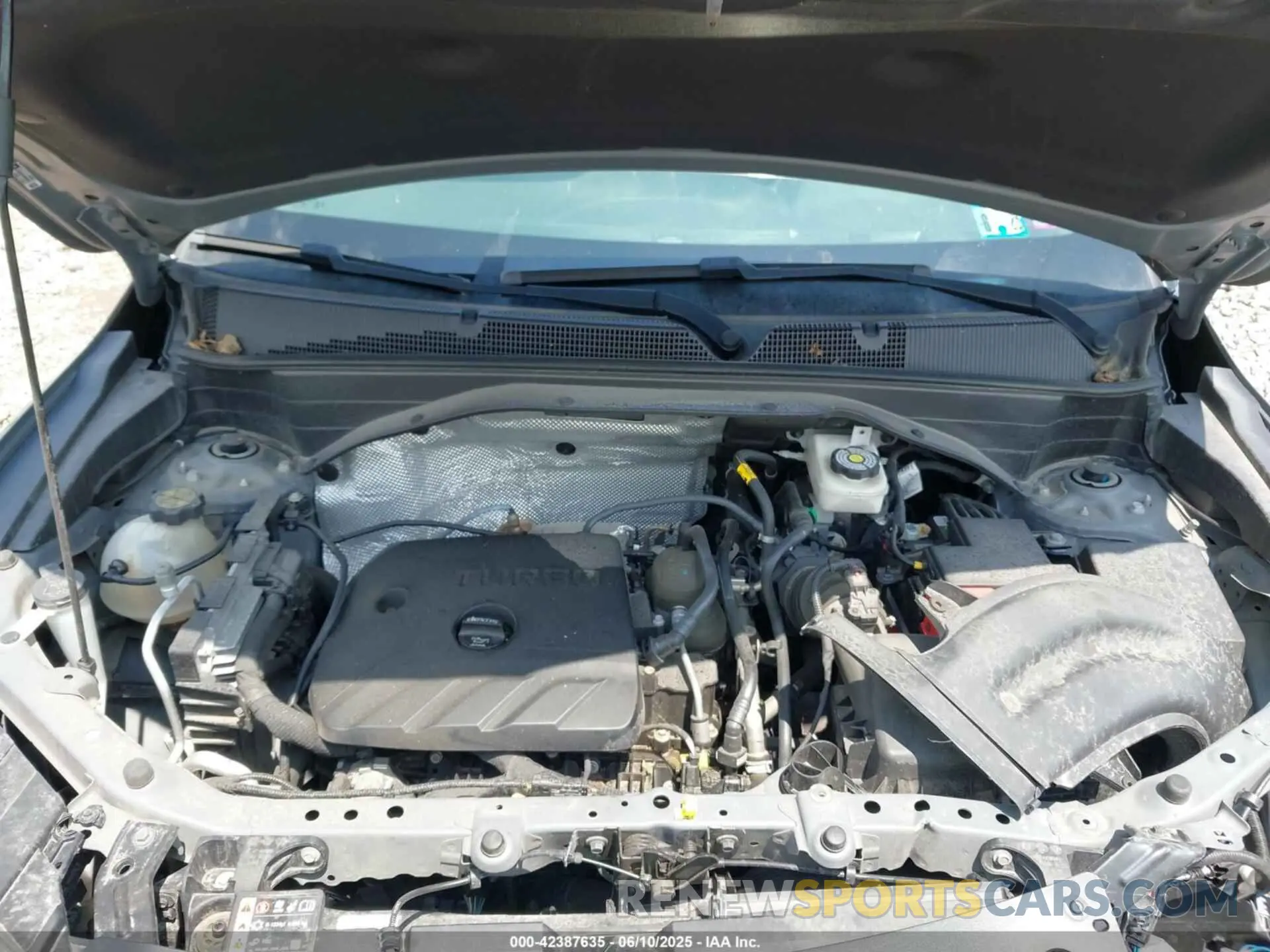 10 Photograph of a damaged car KL79MNSL6MB040025 CHEVROLET TRAILBLAZER 2021