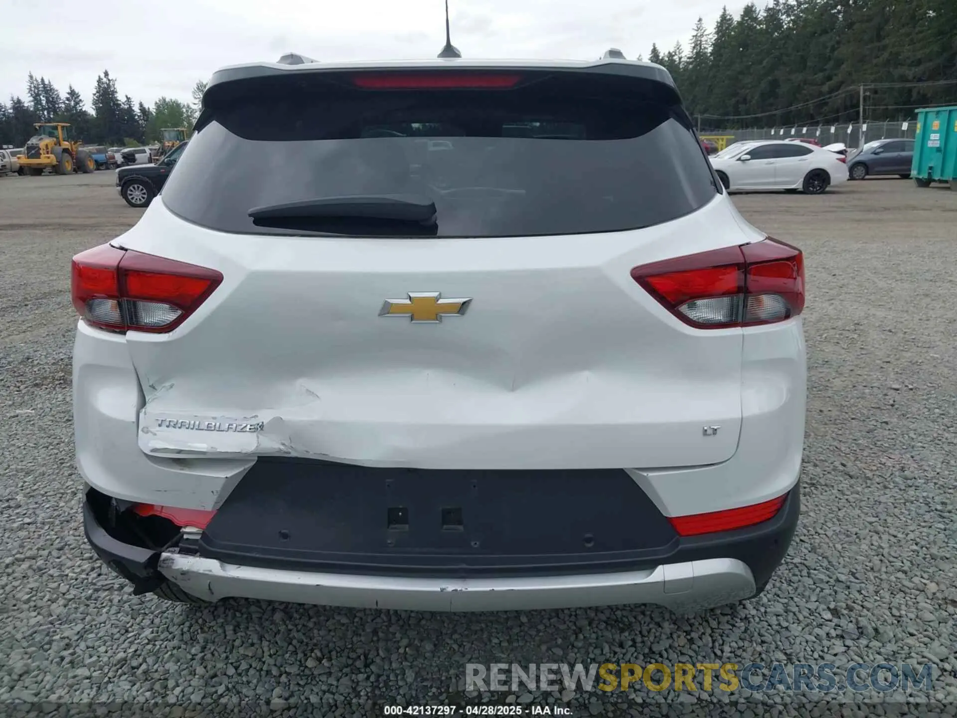 17 Photograph of a damaged car KL79MPS21MB152377 CHEVROLET TRAILBLAZER 2021